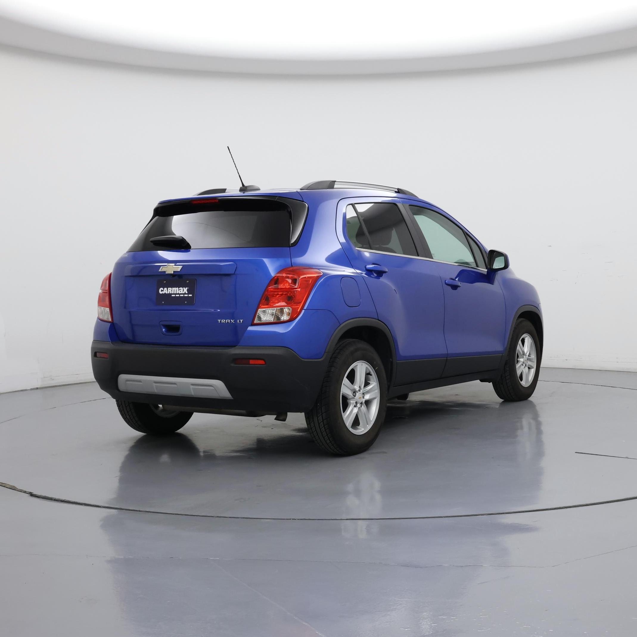 Thumbnail: 2016 Chevrolet Trax - 8
