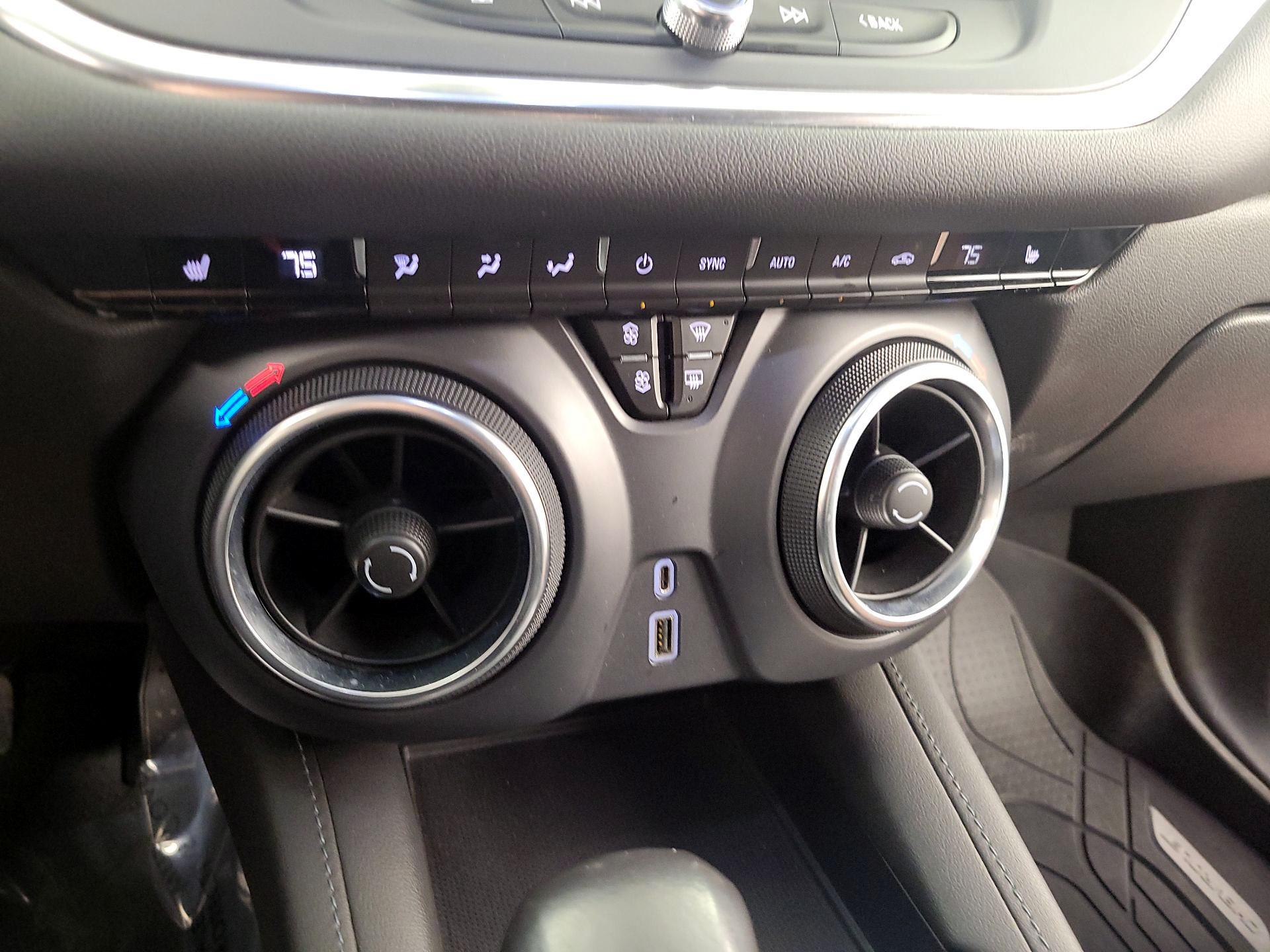 Thumbnail: 2020 Chevrolet Blazer - 16