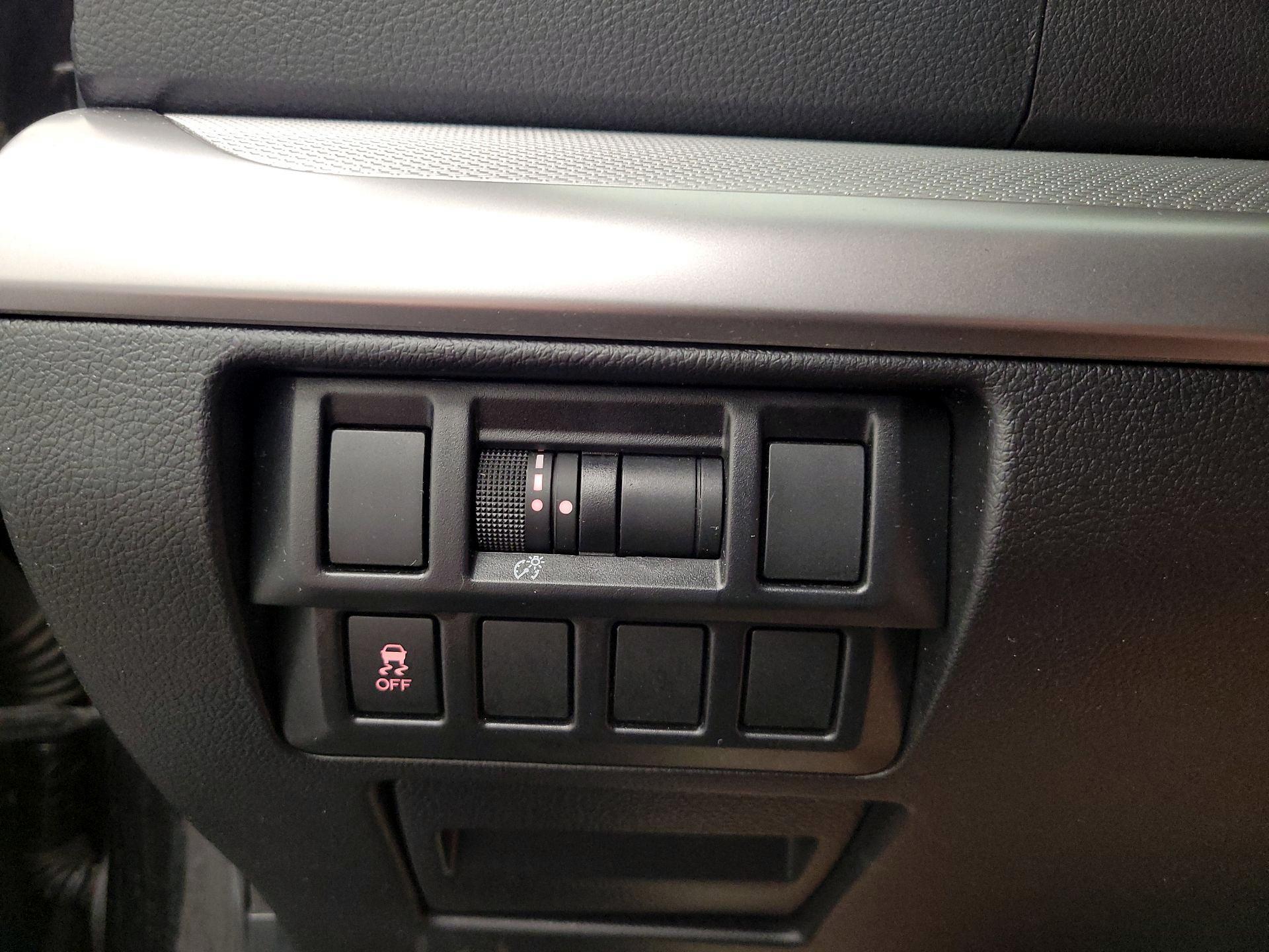 Thumbnail: 2015 Subaru Outback - 13