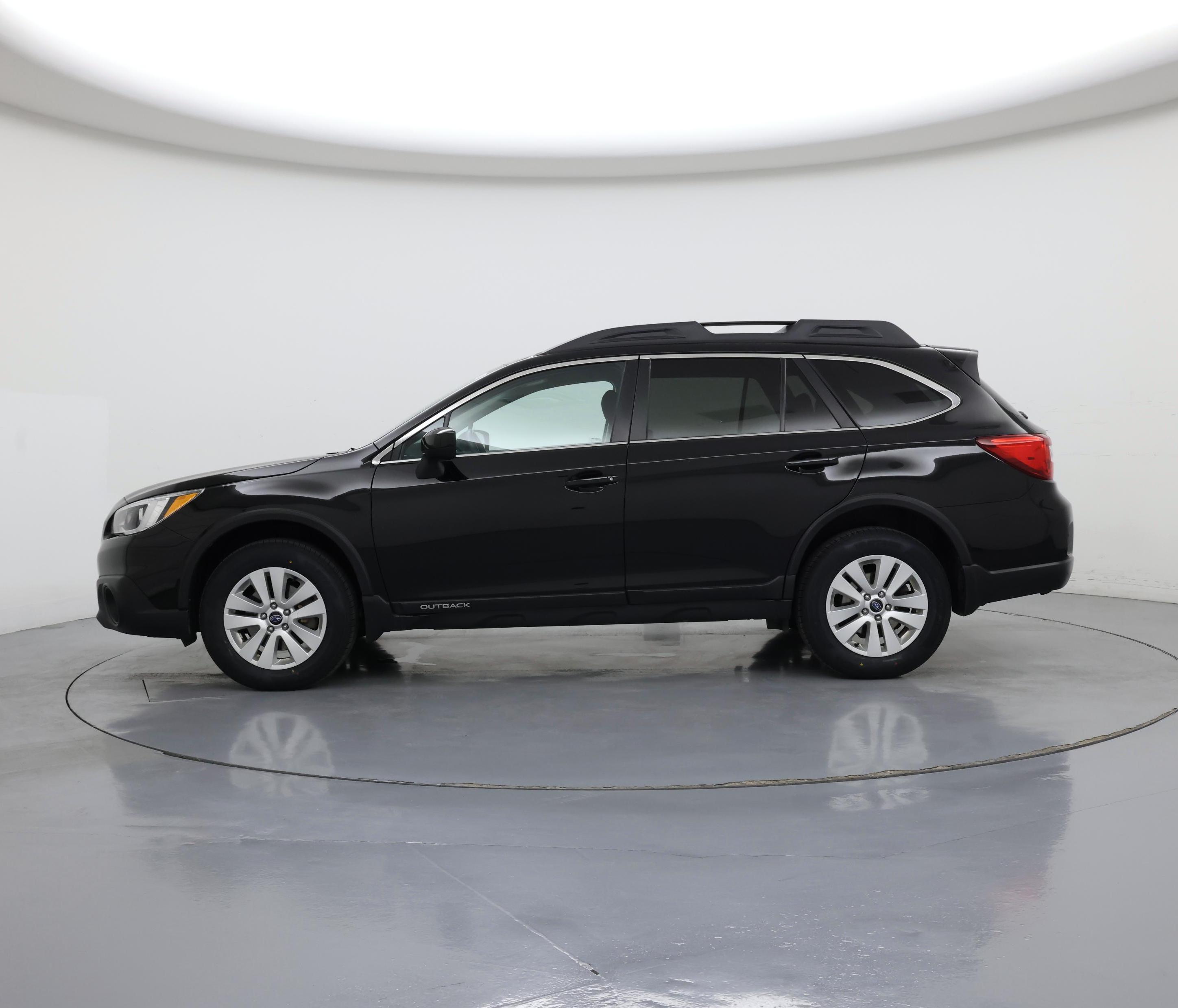 Thumbnail: 2015 Subaru Outback - 3
