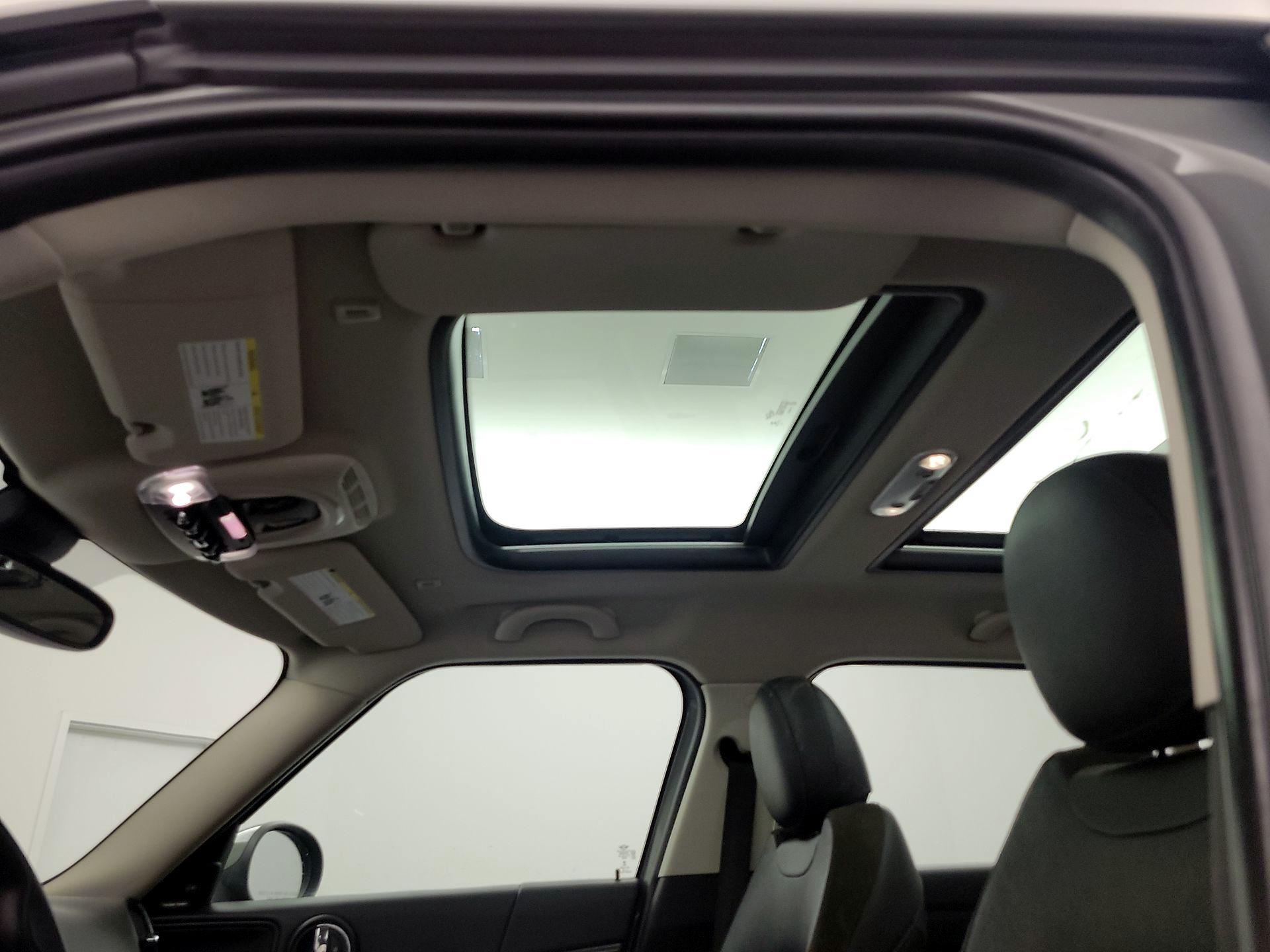 Thumbnail: 2019 MINI Cooper Countryman - 20