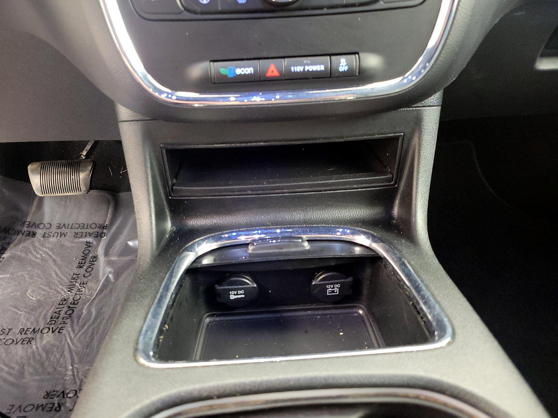 Thumbnail: 2018 Dodge Grand Caravan - 18