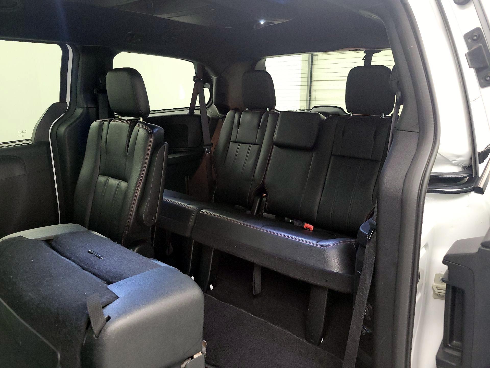 Thumbnail: 2018 Dodge Grand Caravan - 20