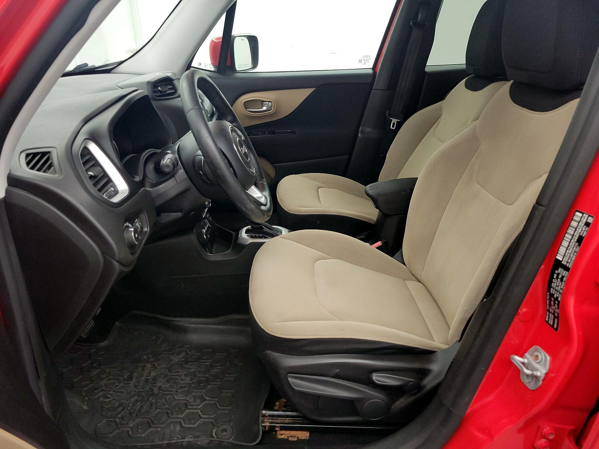 Thumbnail: 2015 Jeep Renegade - 11