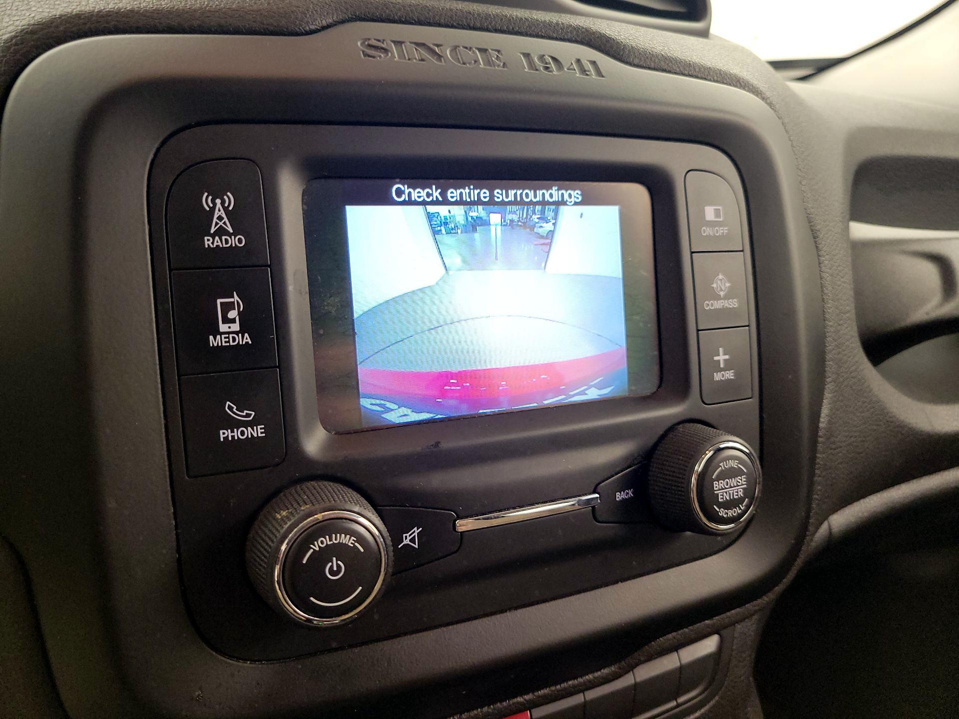 Thumbnail: 2015 Jeep Renegade - 14