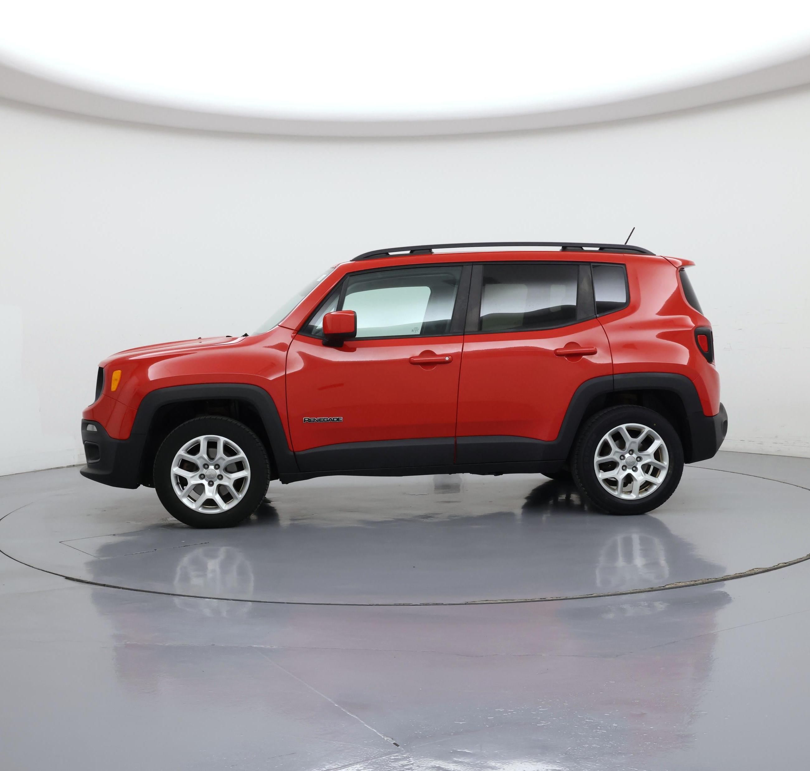 Thumbnail: 2015 Jeep Renegade - 3