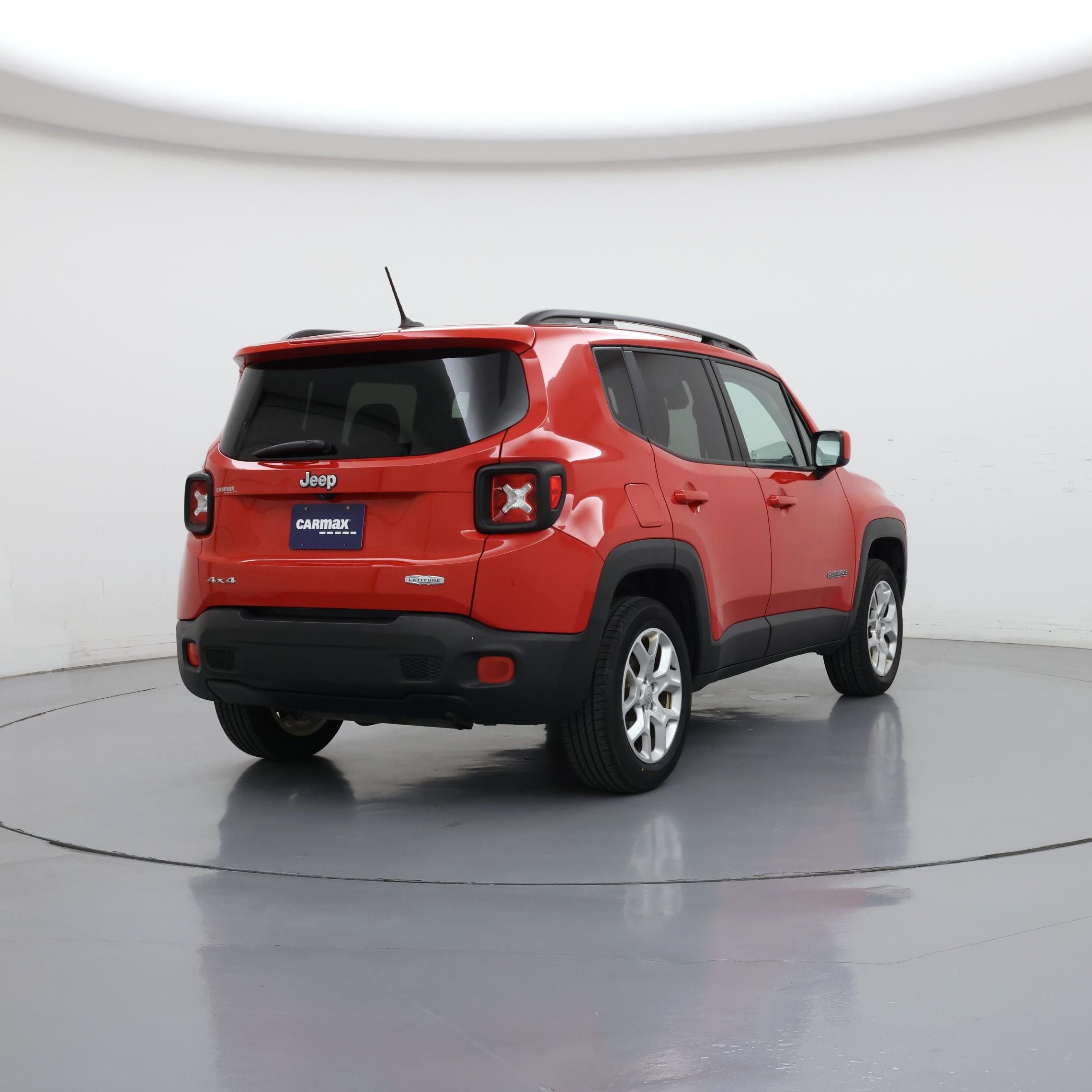 Thumbnail: 2015 Jeep Renegade - 8