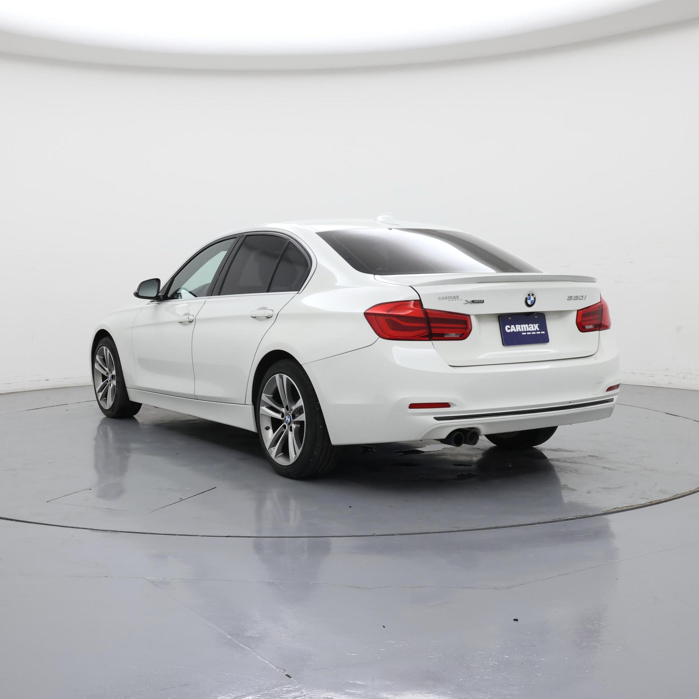 Thumbnail: 2018 BMW 3 Series - 2