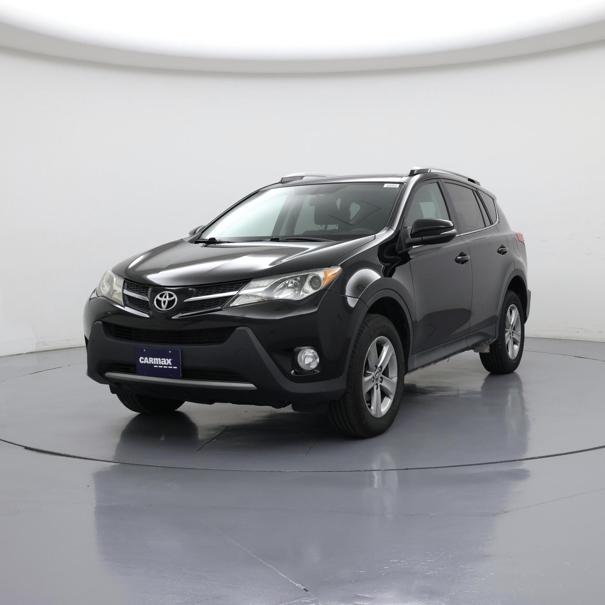 Thumbnail: 2015 Toyota RAV4 - 4
