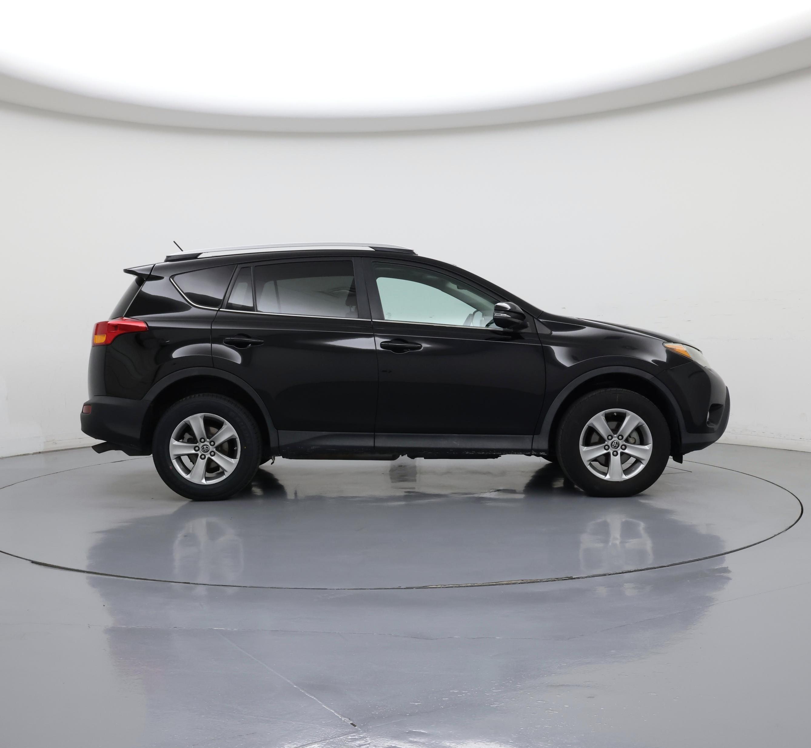 Thumbnail: 2015 Toyota RAV4 - 7