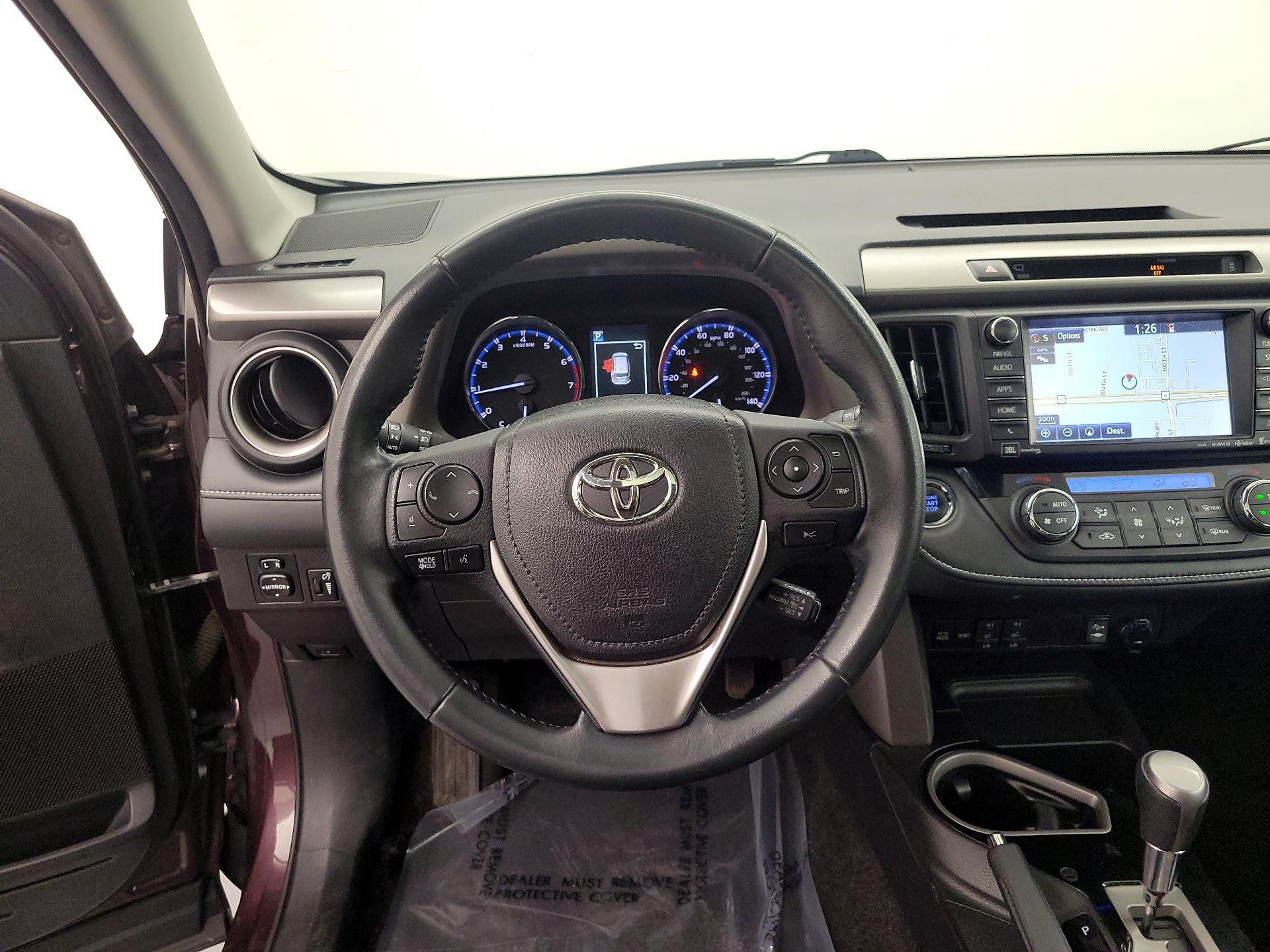 Thumbnail: 2016 Toyota RAV4 - 10