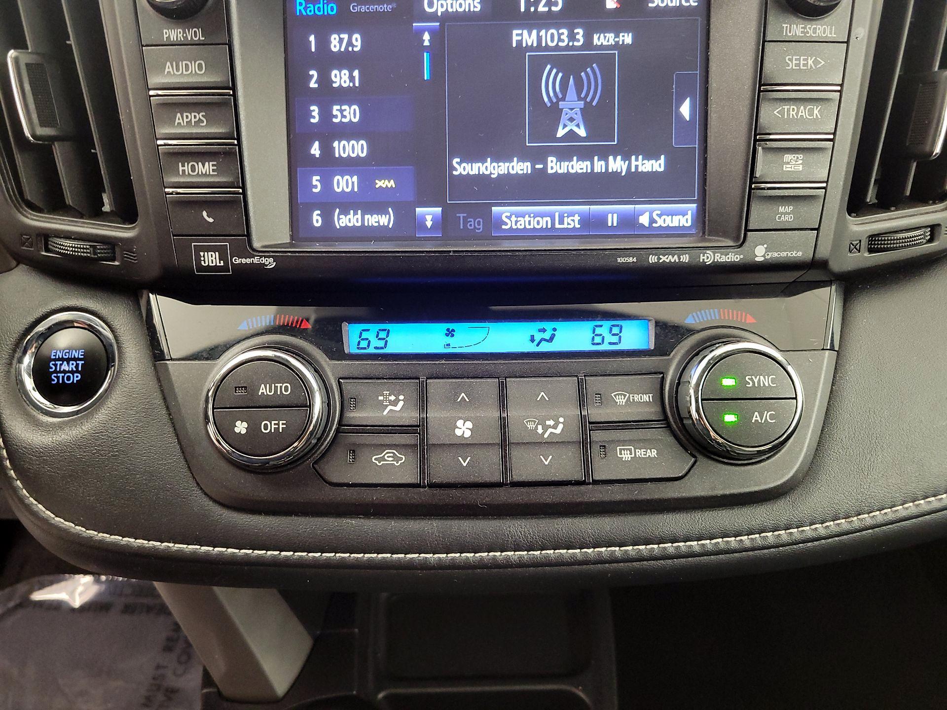 Thumbnail: 2016 Toyota RAV4 - 17