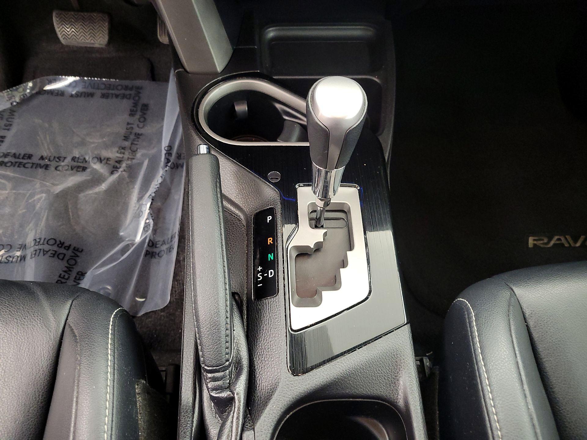 Thumbnail: 2016 Toyota RAV4 - 18