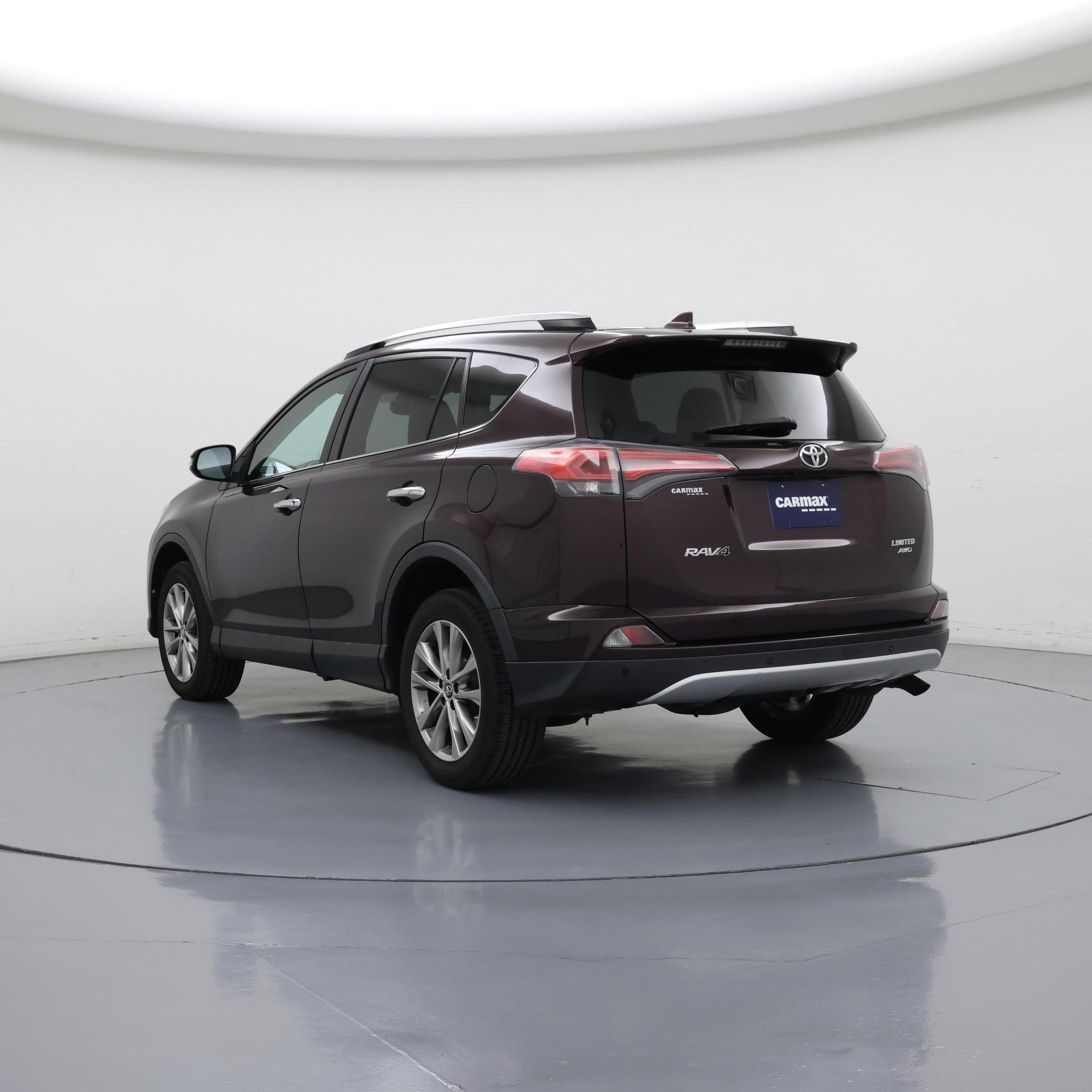 Thumbnail: 2016 Toyota RAV4 - 2