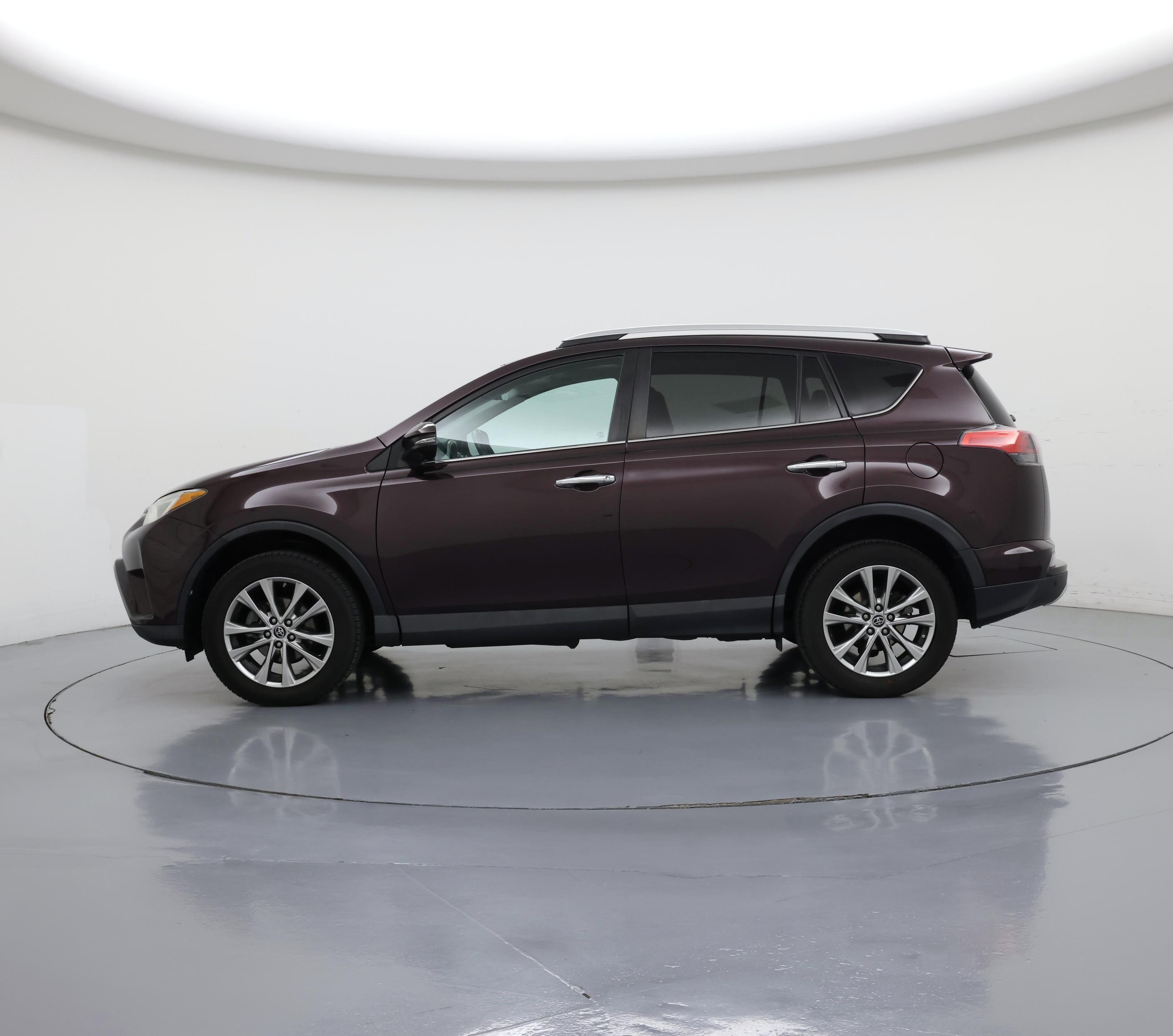 Thumbnail: 2016 Toyota RAV4 - 3