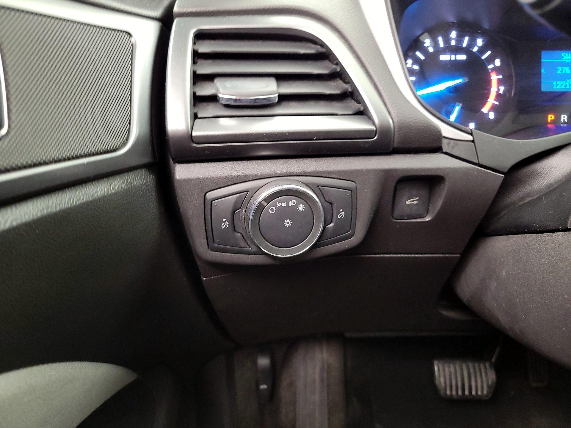 Thumbnail: 2014 Ford Fusion - 13