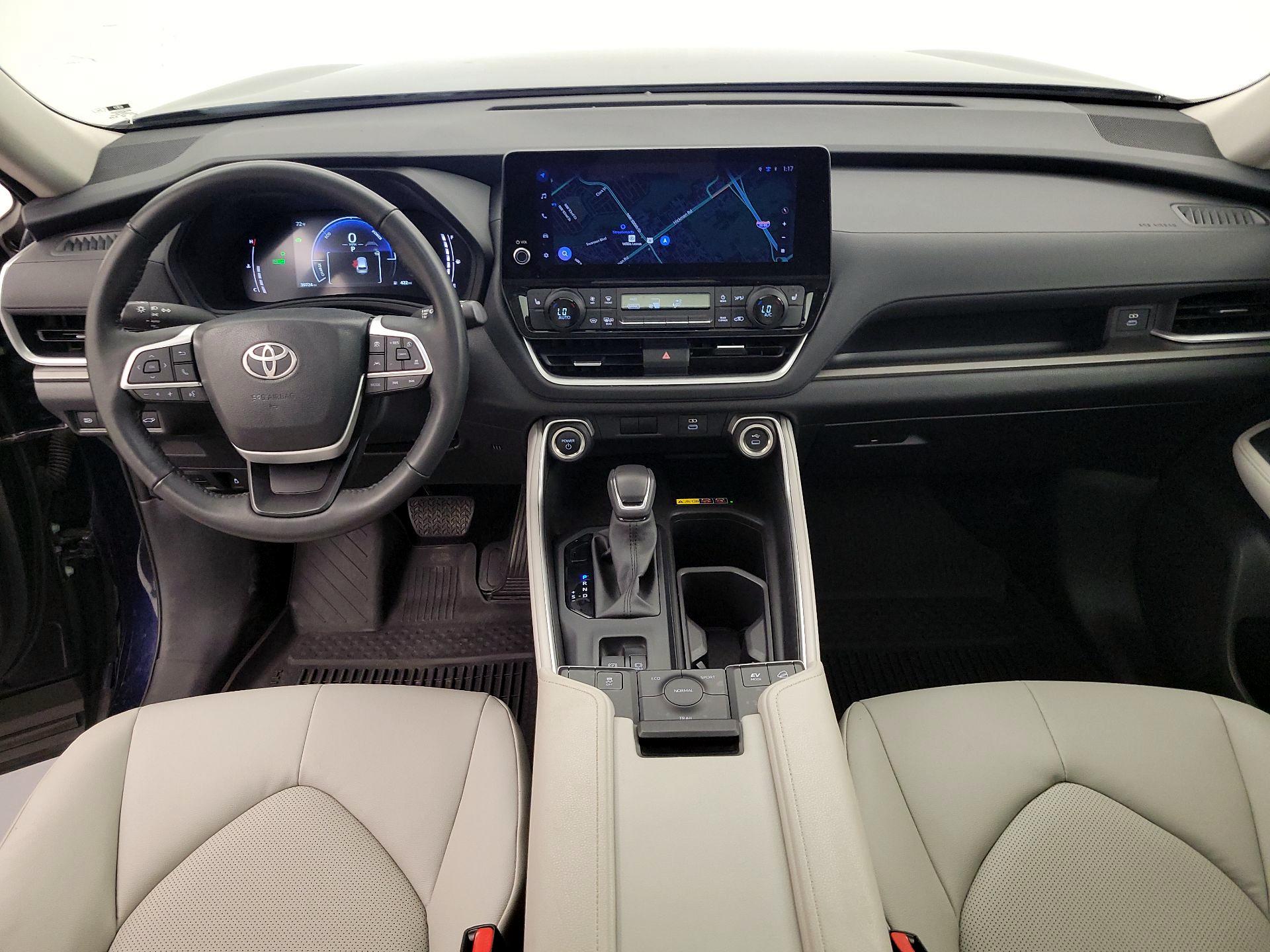 Thumbnail: 2025 Toyota Highlander - 9