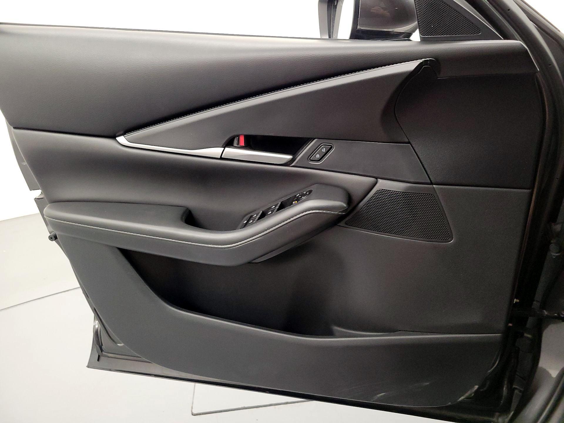 Thumbnail: 2023 Mazda CX-30 - 12