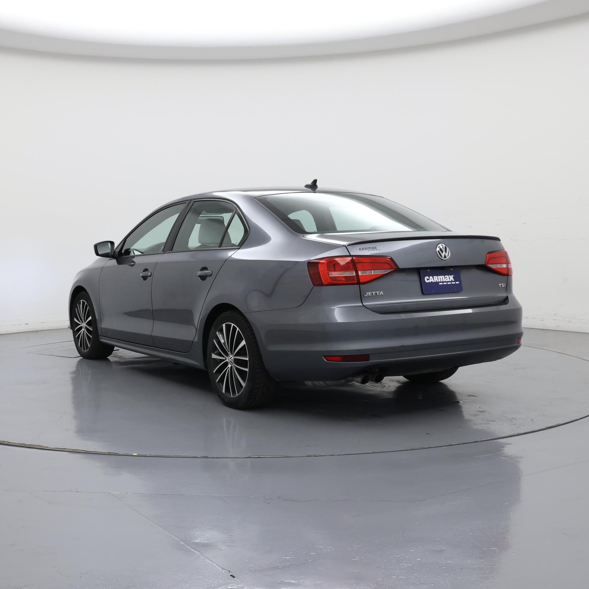 Thumbnail: 2015 Volkswagen Jetta - 2