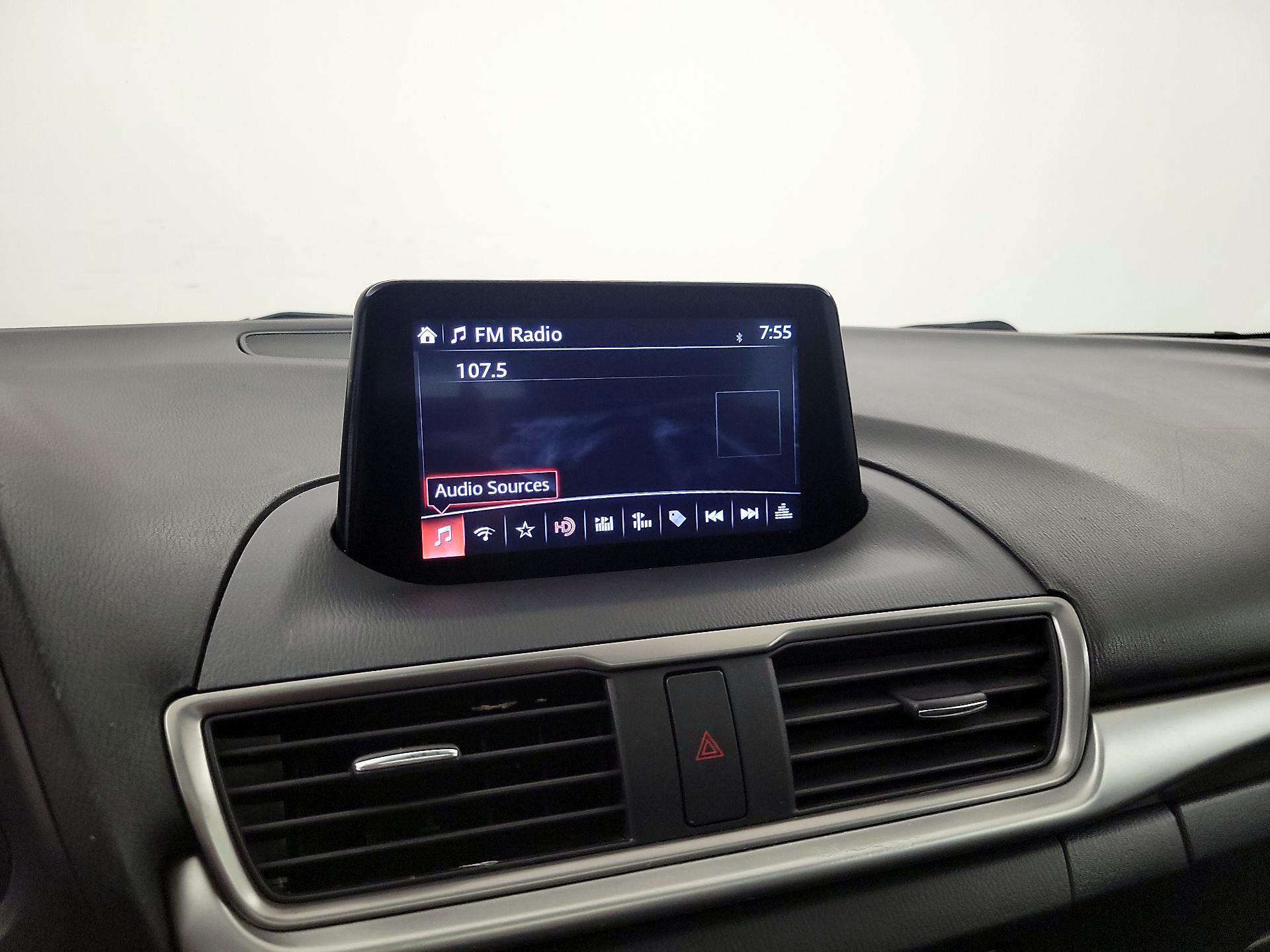 Thumbnail: 2018 Mazda Mazda3 - 15