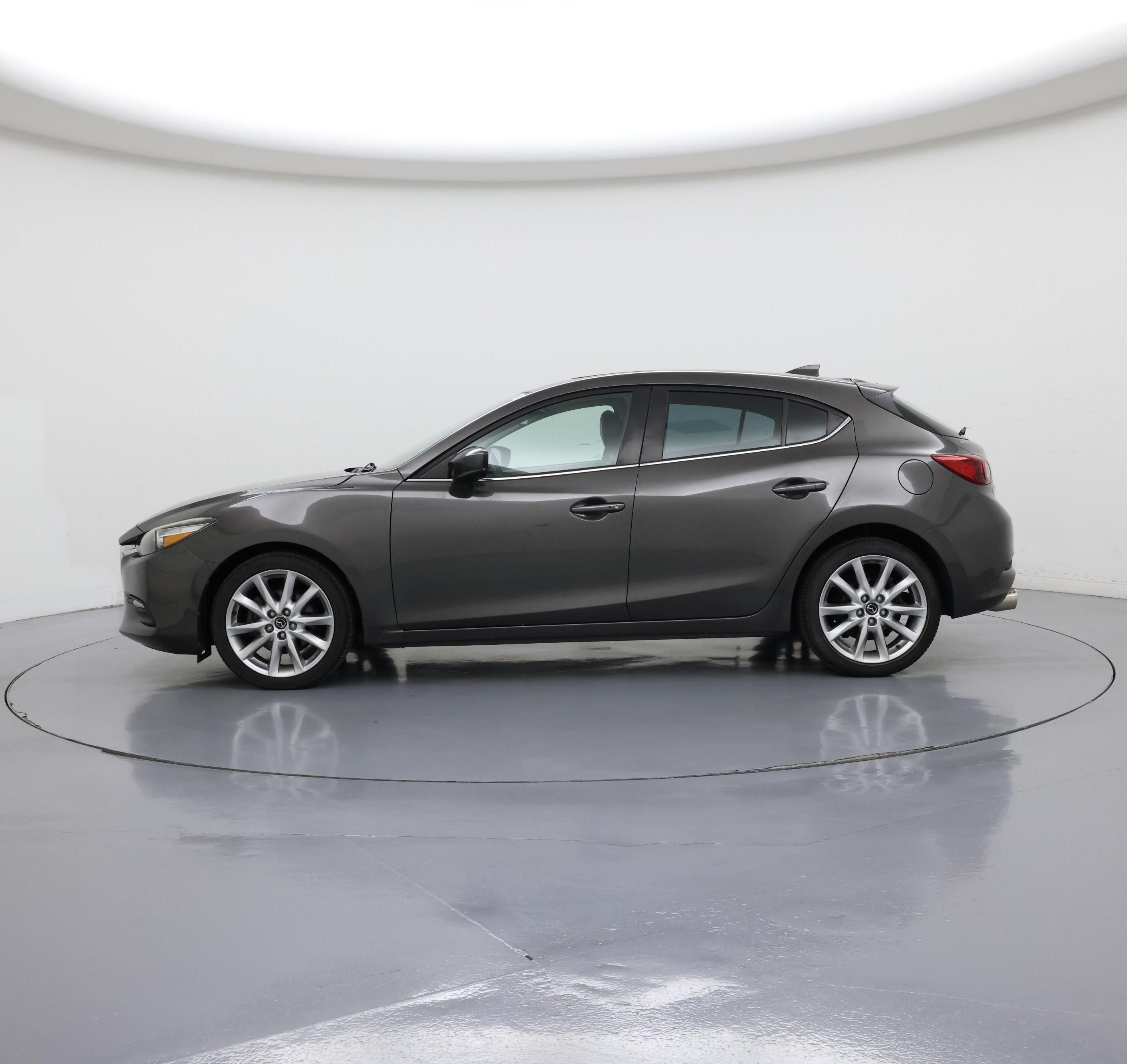 Thumbnail: 2018 Mazda Mazda3 - 3