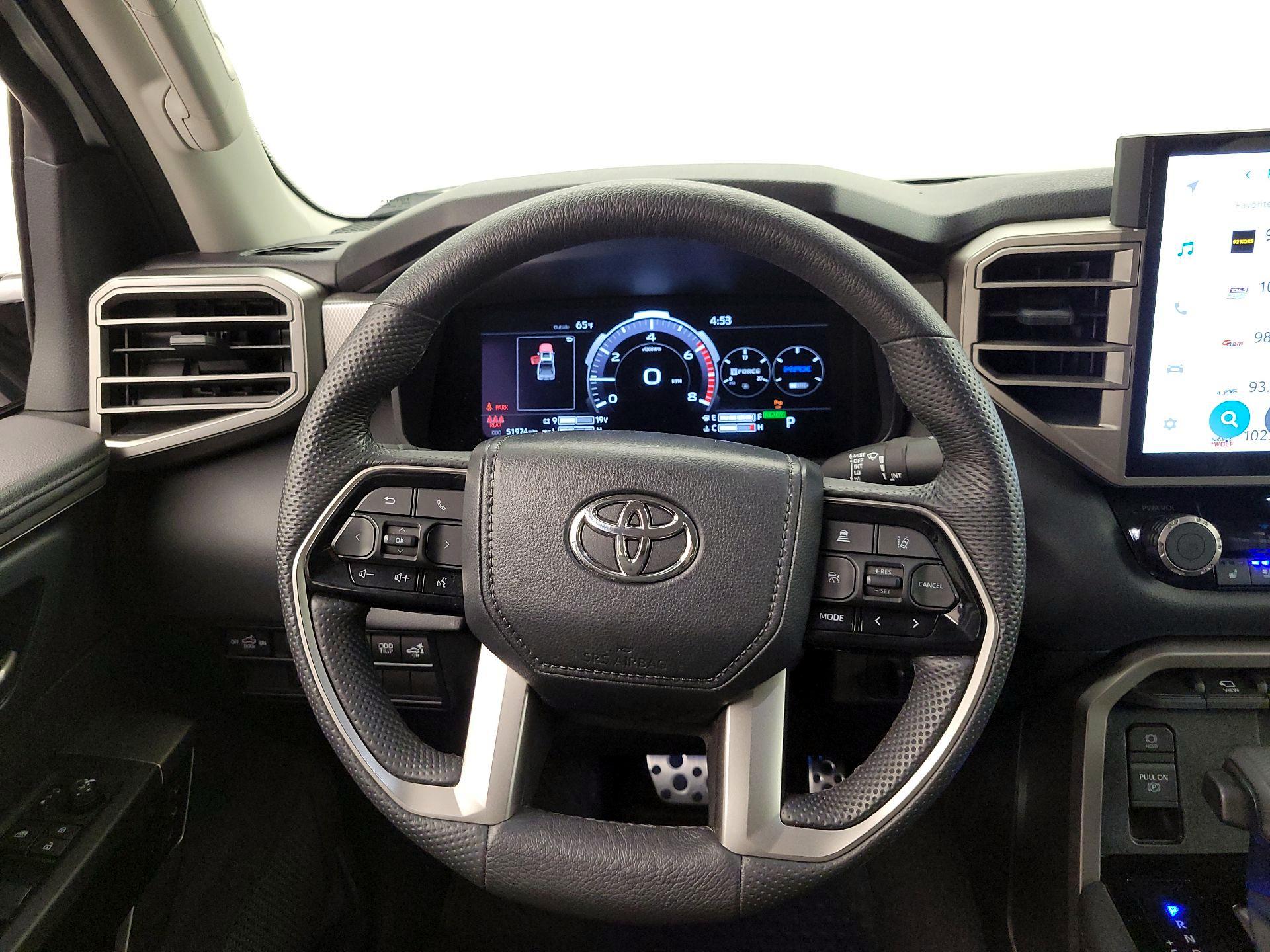 Thumbnail: 2024 Toyota Tundra - 10