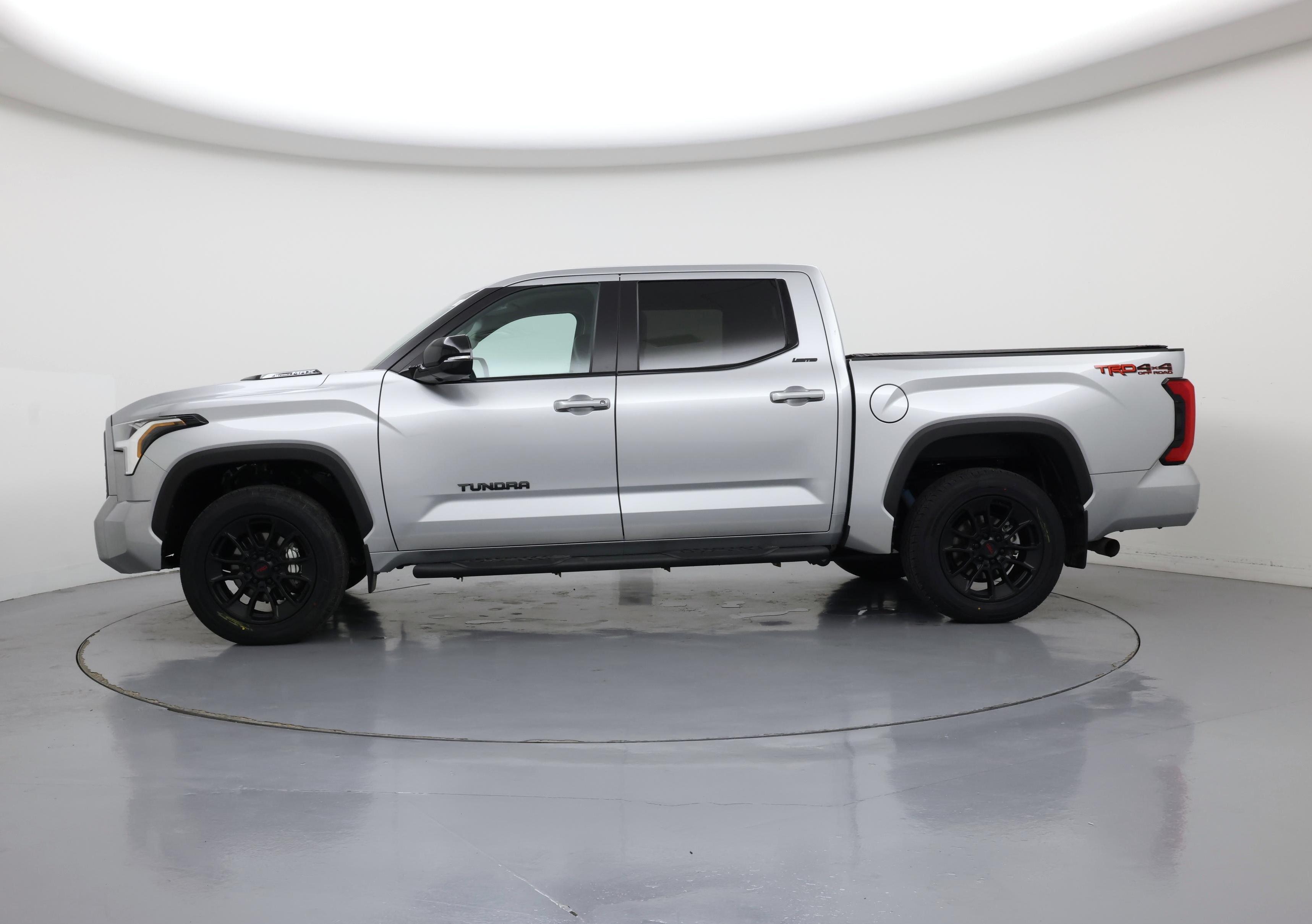 Thumbnail: 2024 Toyota Tundra - 3