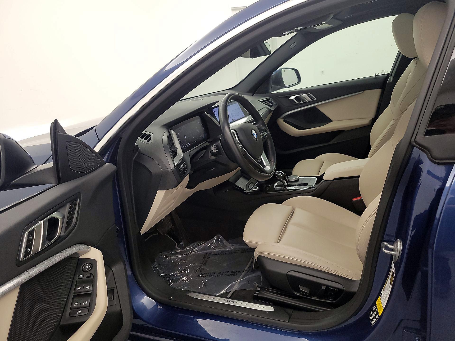 Thumbnail: 2023 BMW 2 Series - 11