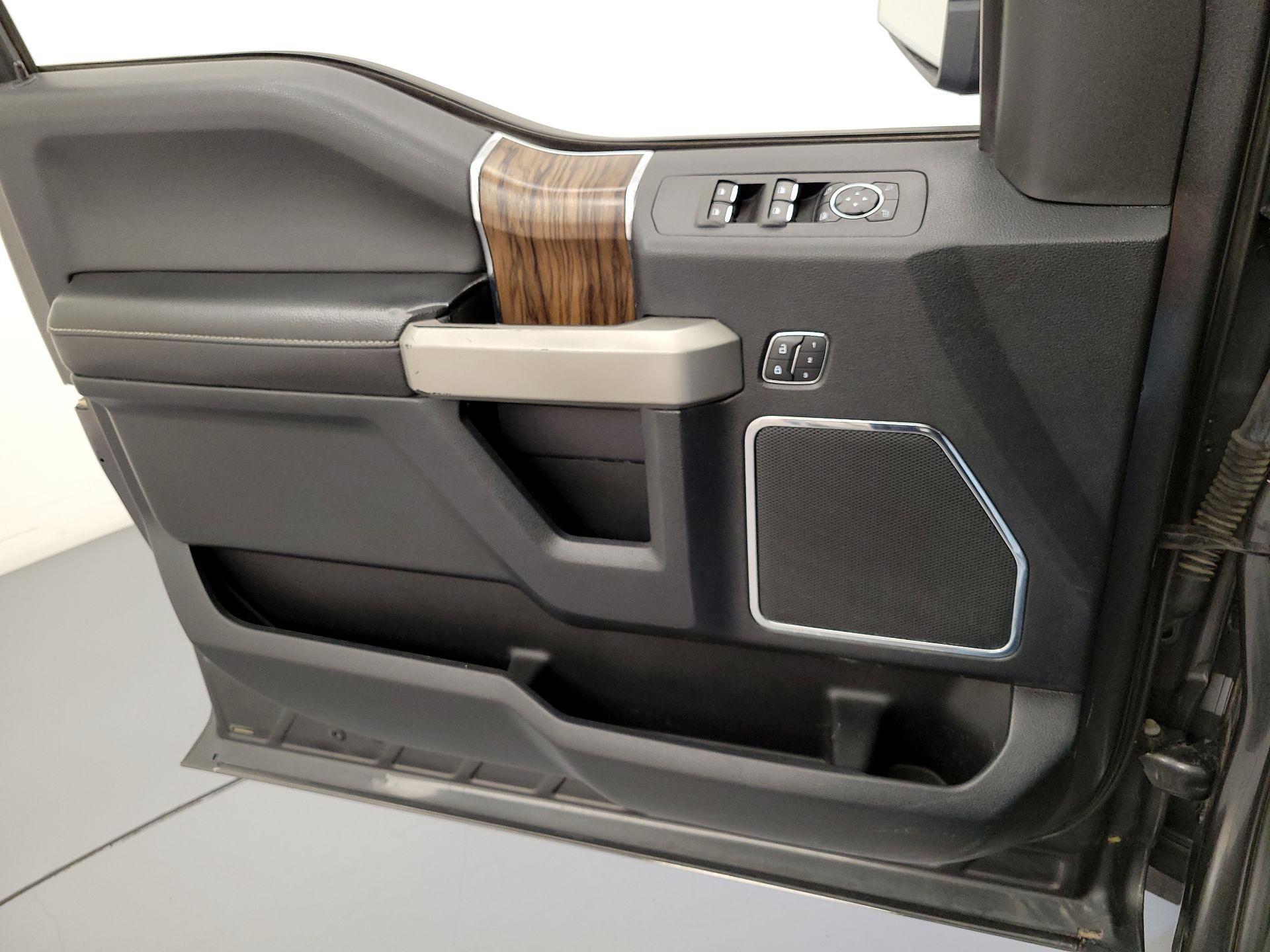 Thumbnail: 2019 Ford F-150 - 12