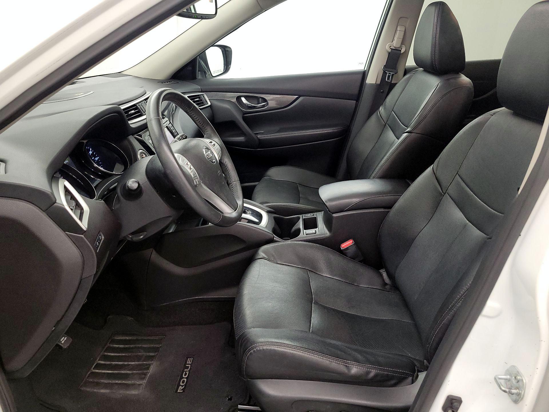 Thumbnail: 2016 Nissan Rogue - 11