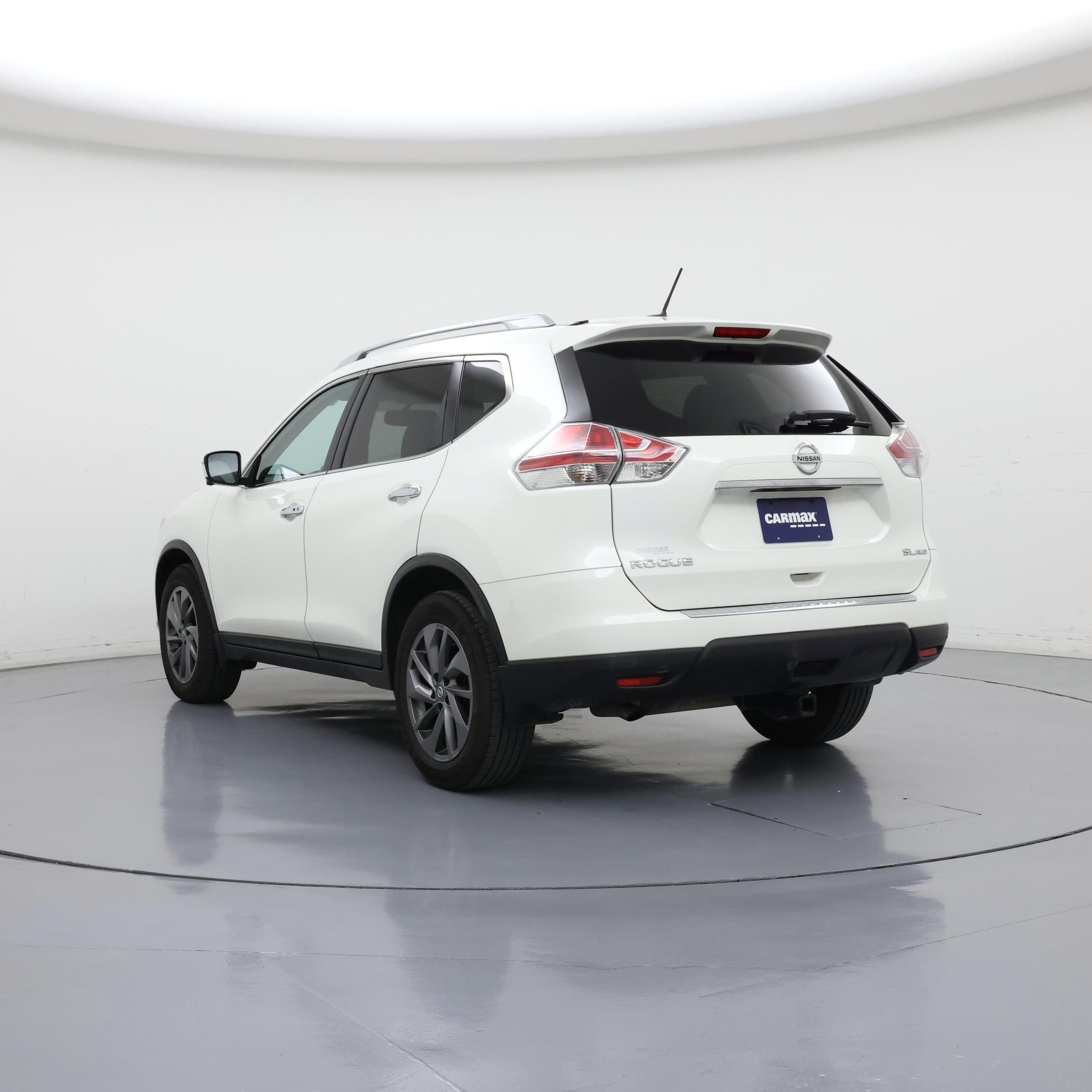Thumbnail: 2016 Nissan Rogue - 2