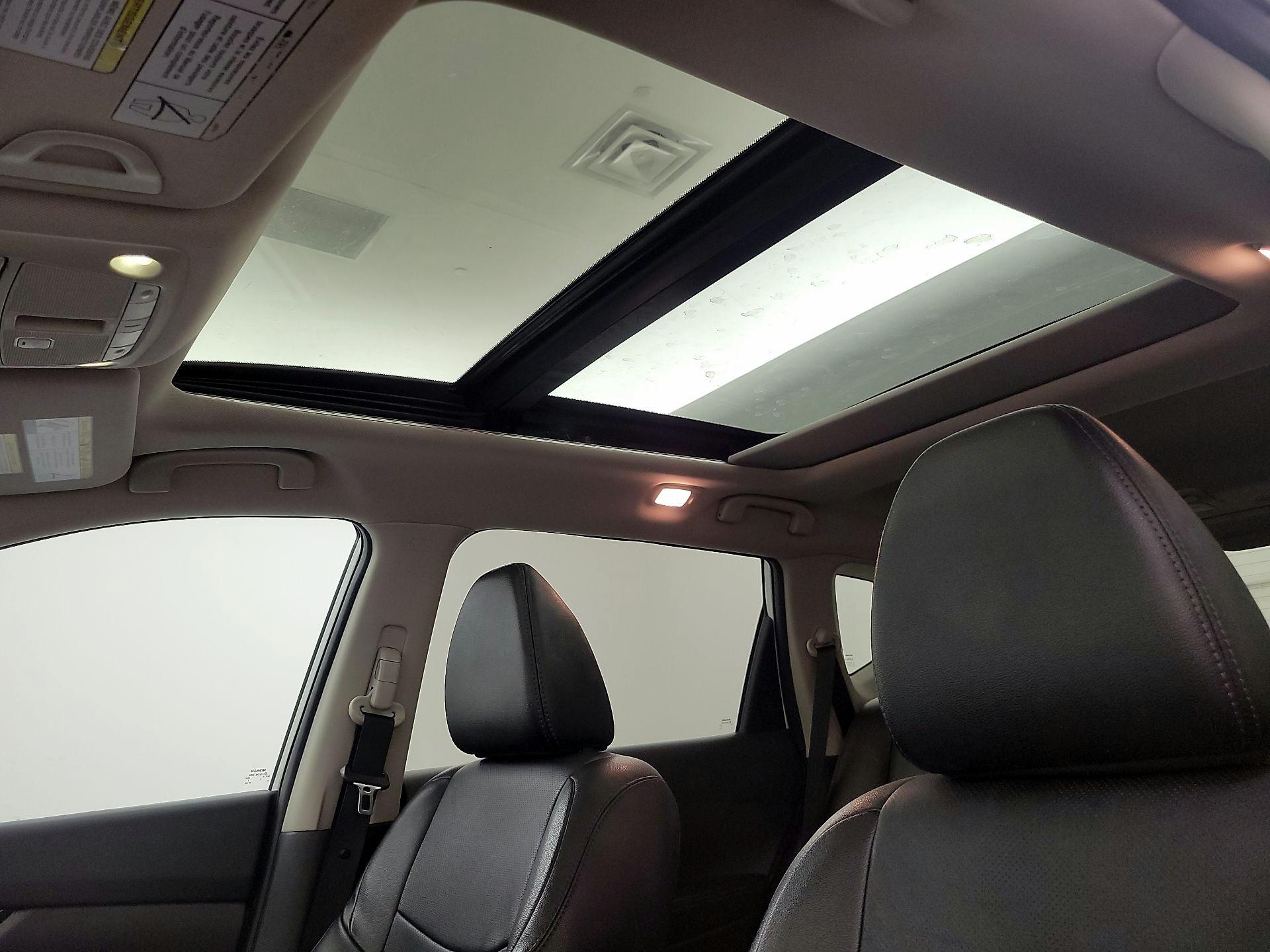 Thumbnail: 2016 Nissan Rogue - 20