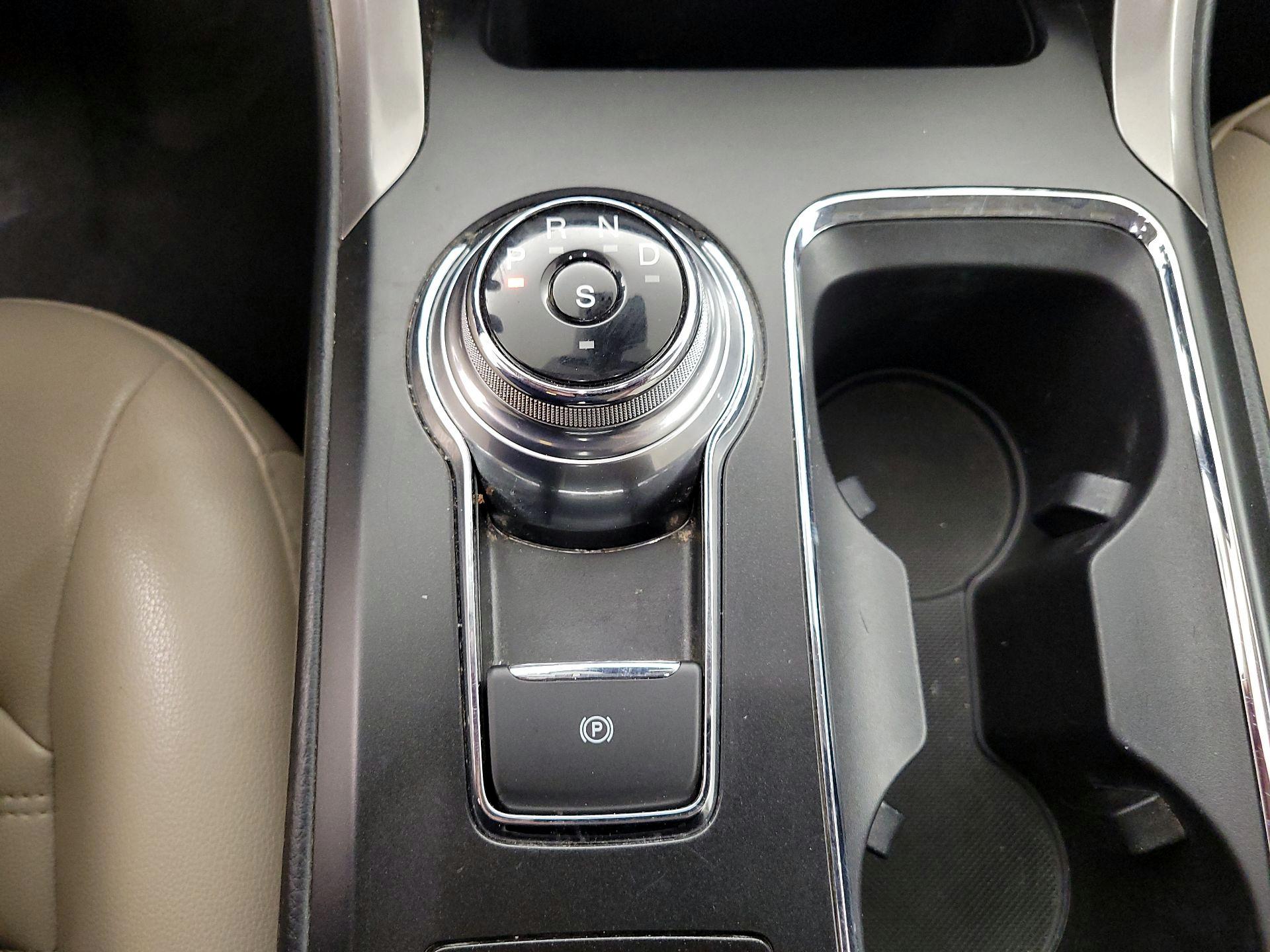 Thumbnail: 2019 Ford Fusion - 18