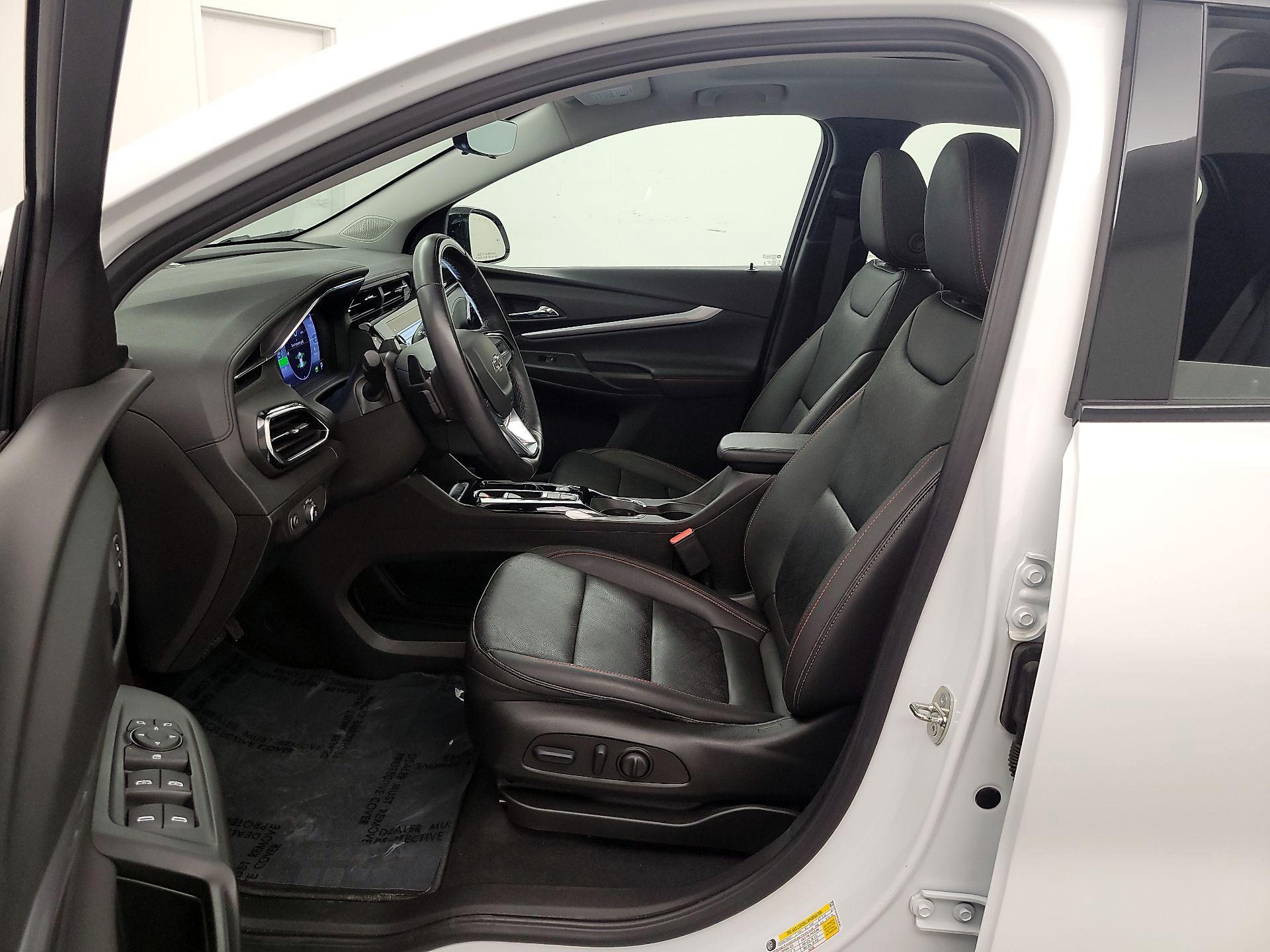 Thumbnail: 2023 Chevrolet Bolt EUV - 11