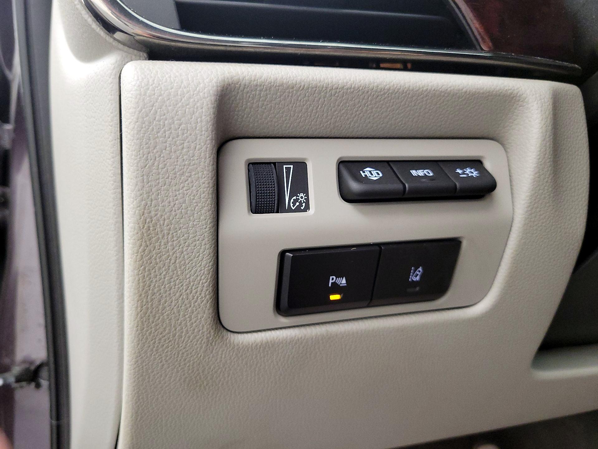 Thumbnail: 2014 Cadillac ATS - 13