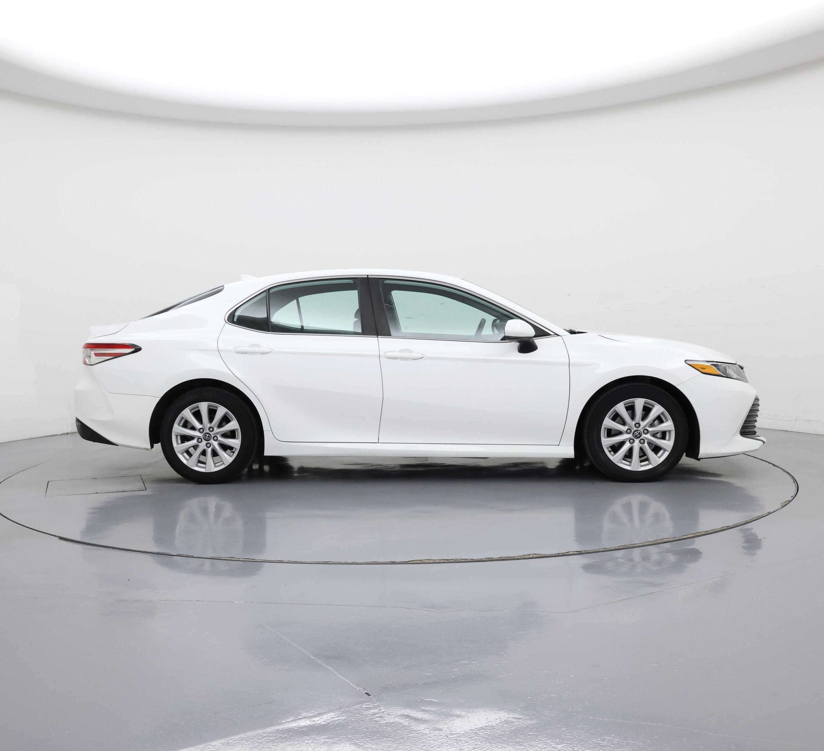 Thumbnail: 2020 Toyota Camry - 7