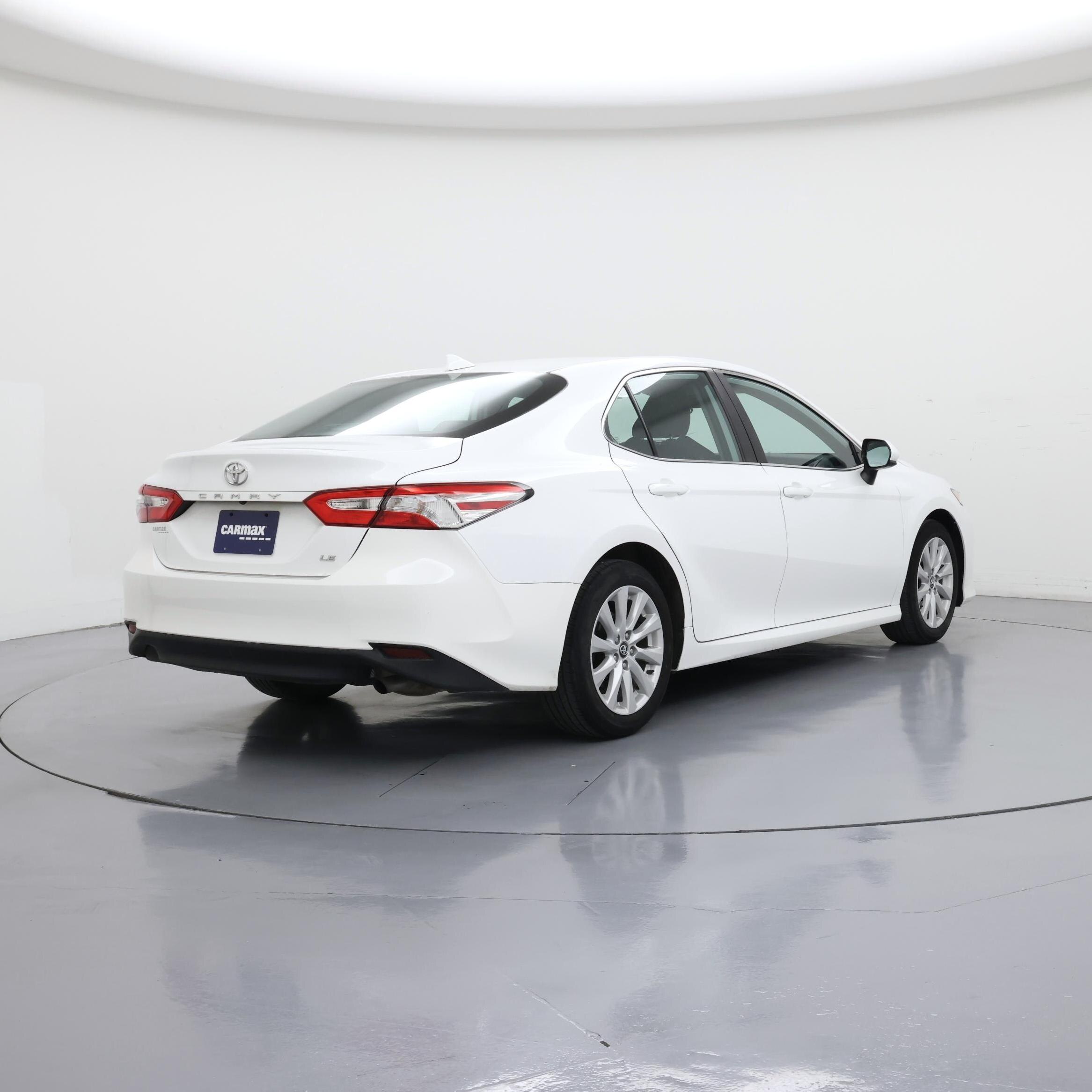 Thumbnail: 2020 Toyota Camry - 8