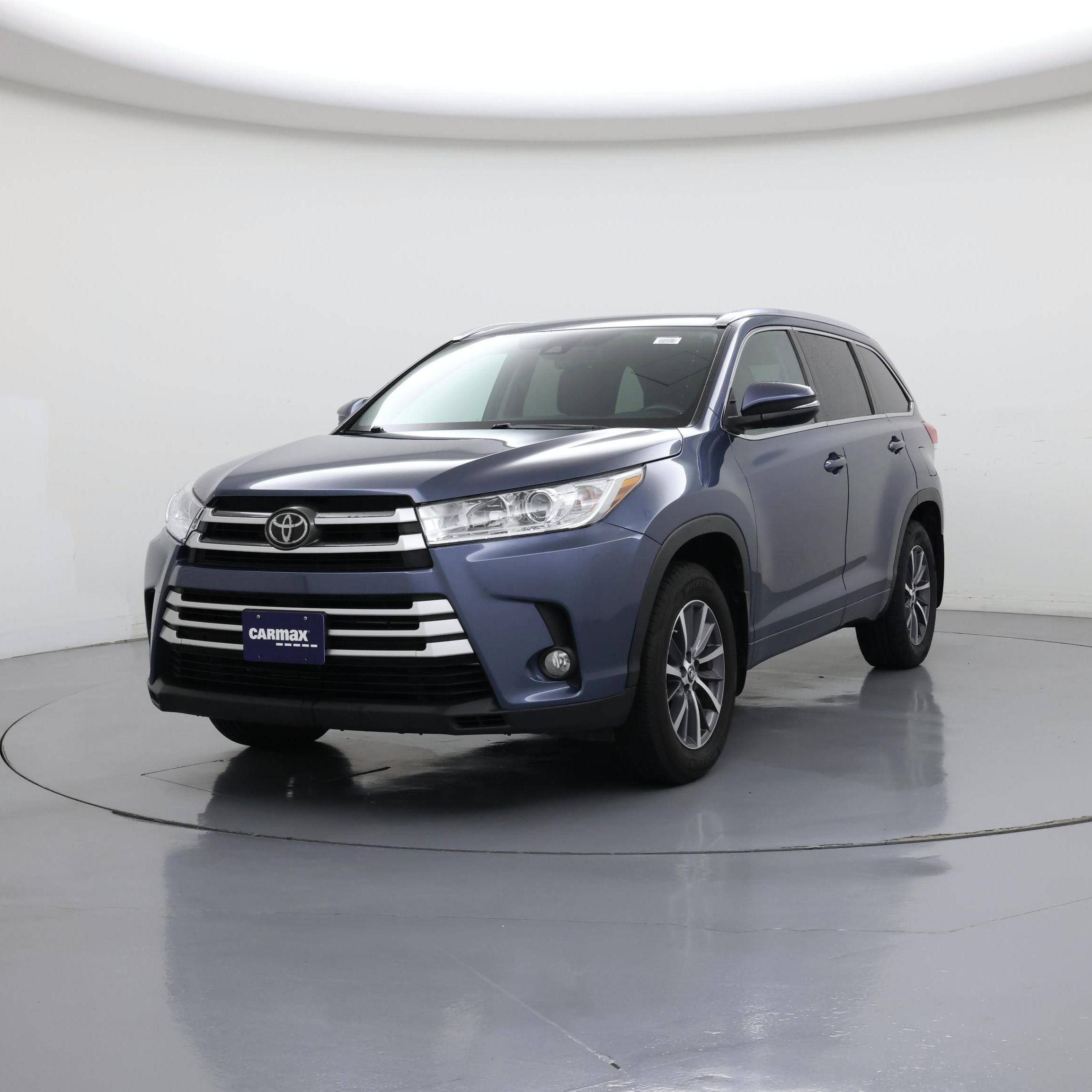 Thumbnail: 2017 Toyota Highlander - 4