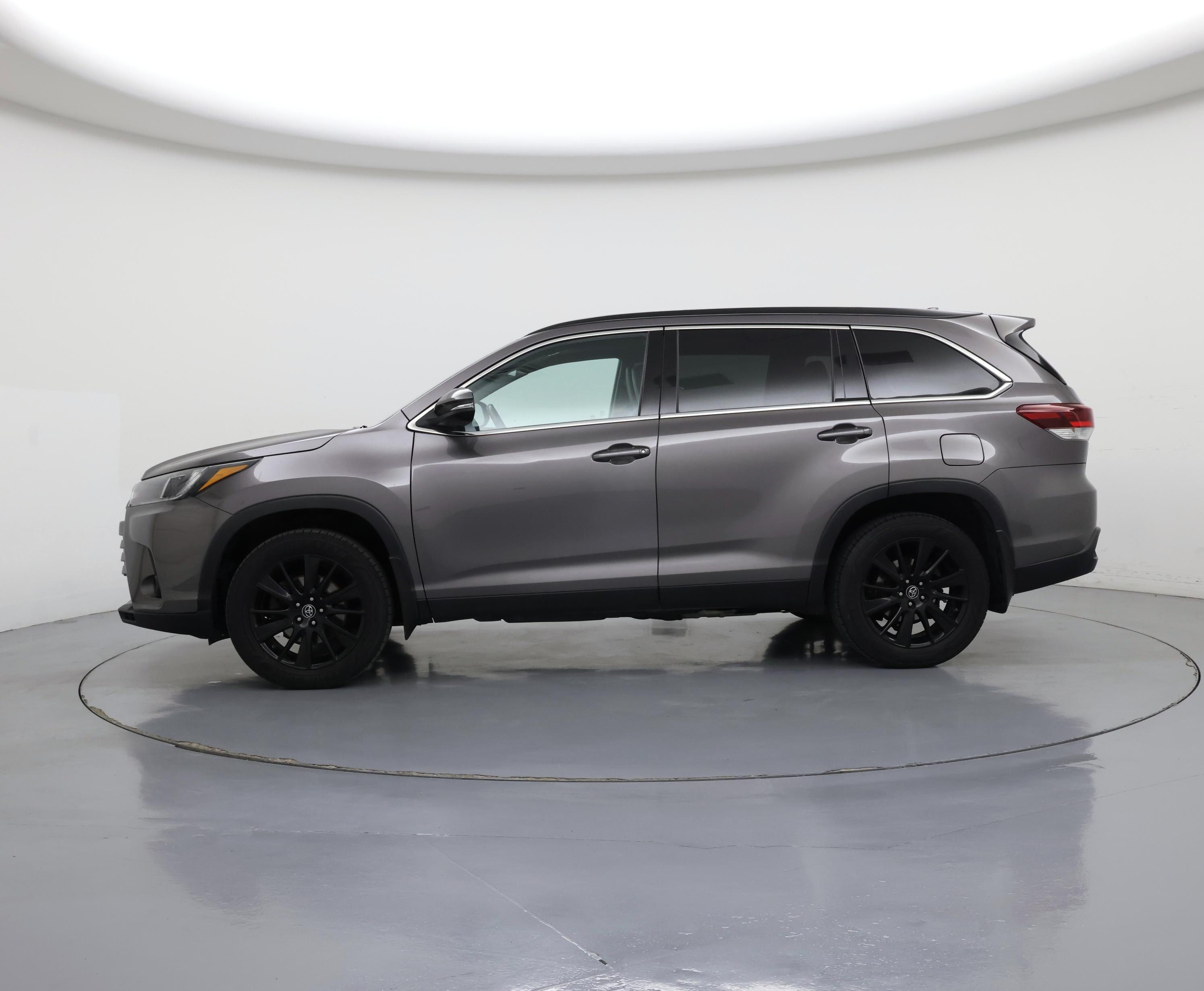 Thumbnail: 2019 Toyota Highlander - 3
