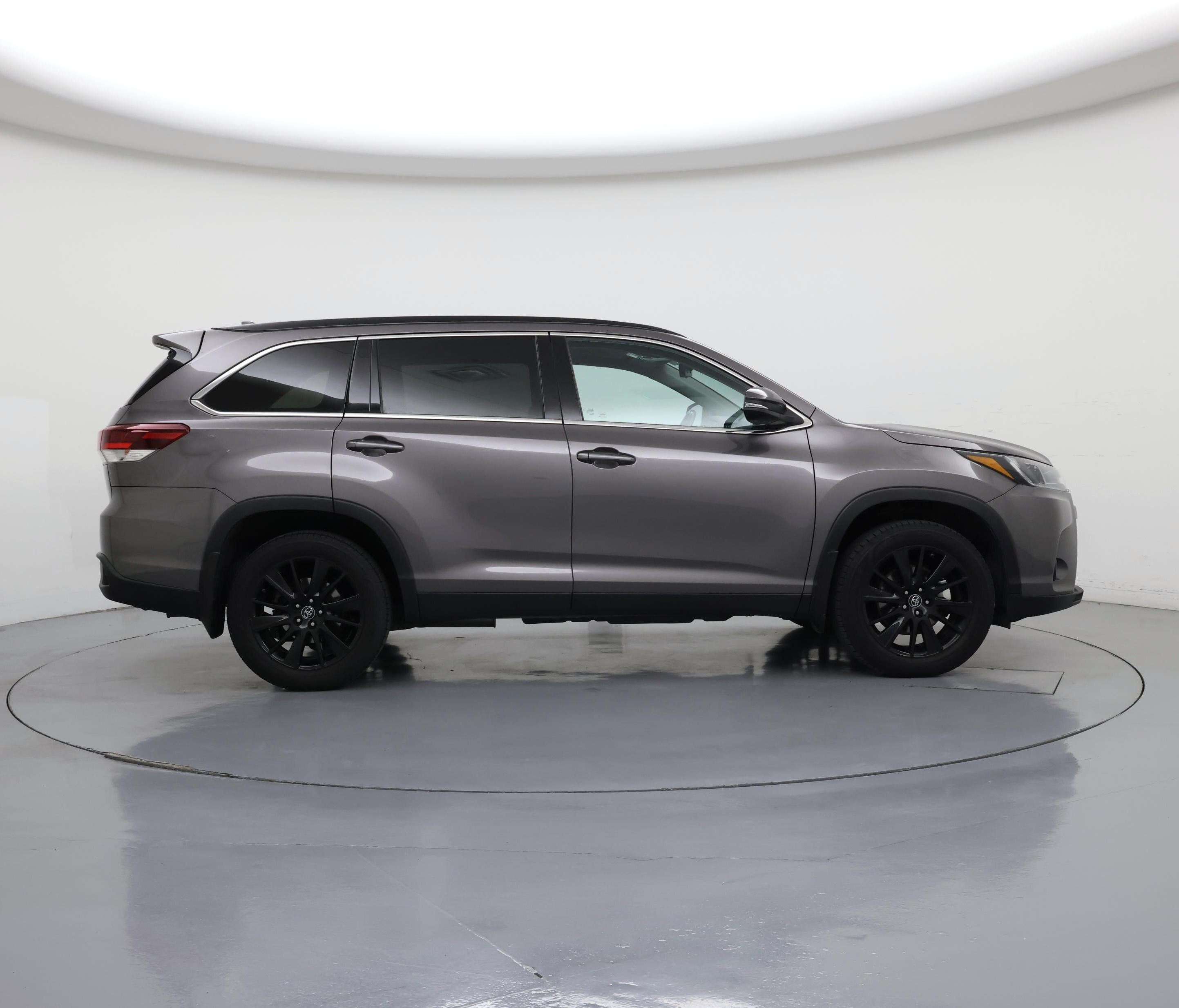 Thumbnail: 2019 Toyota Highlander - 7