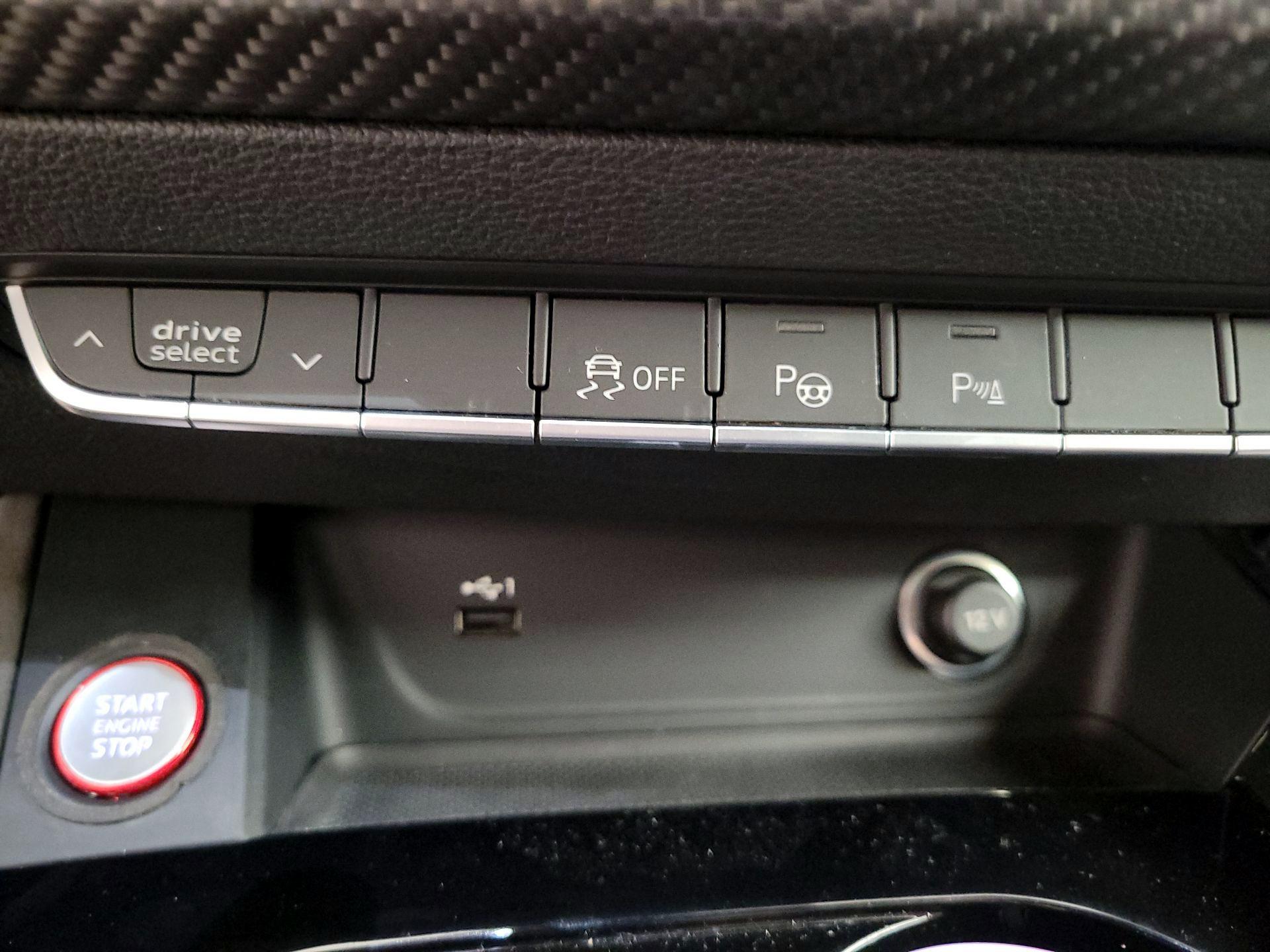 Thumbnail: 2021 Audi RS 5 - 19