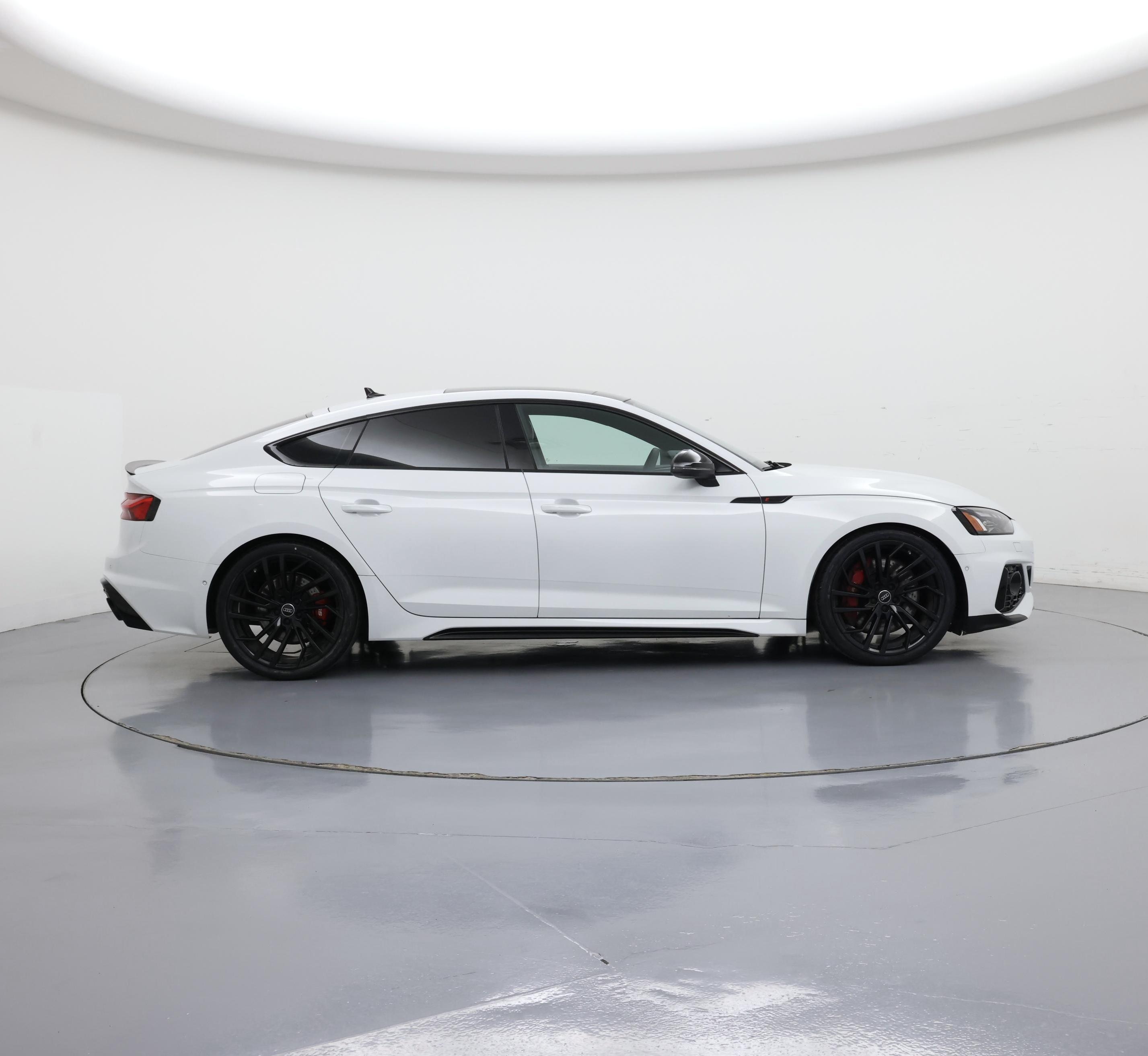 Thumbnail: 2021 Audi RS 5 - 7