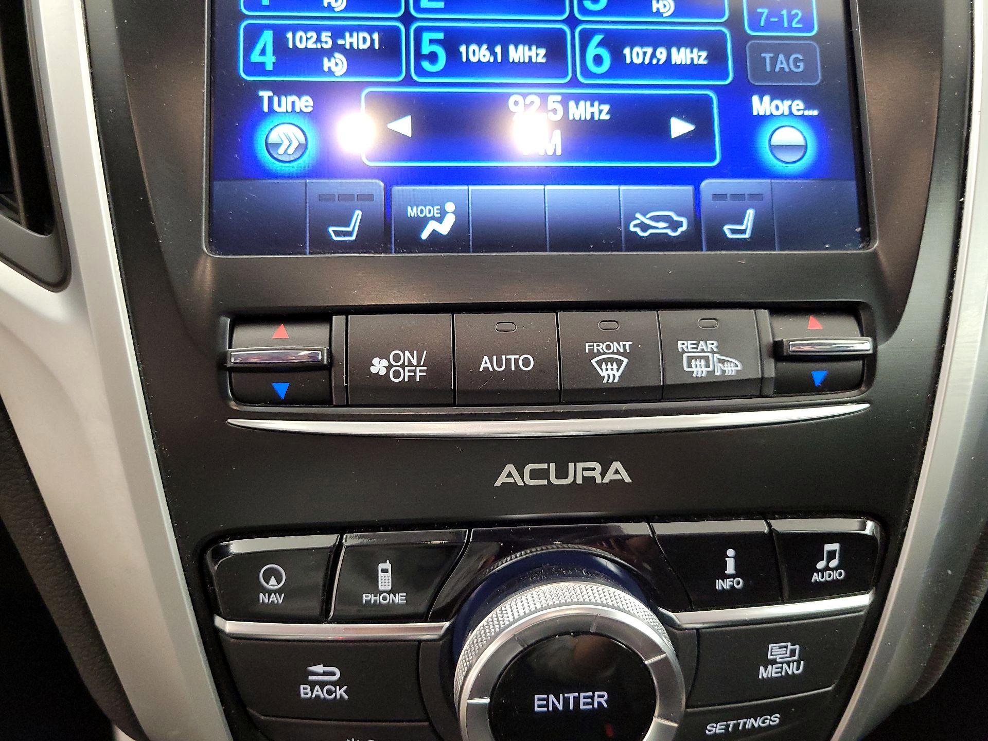 Thumbnail: 2015 Acura TLX - 17