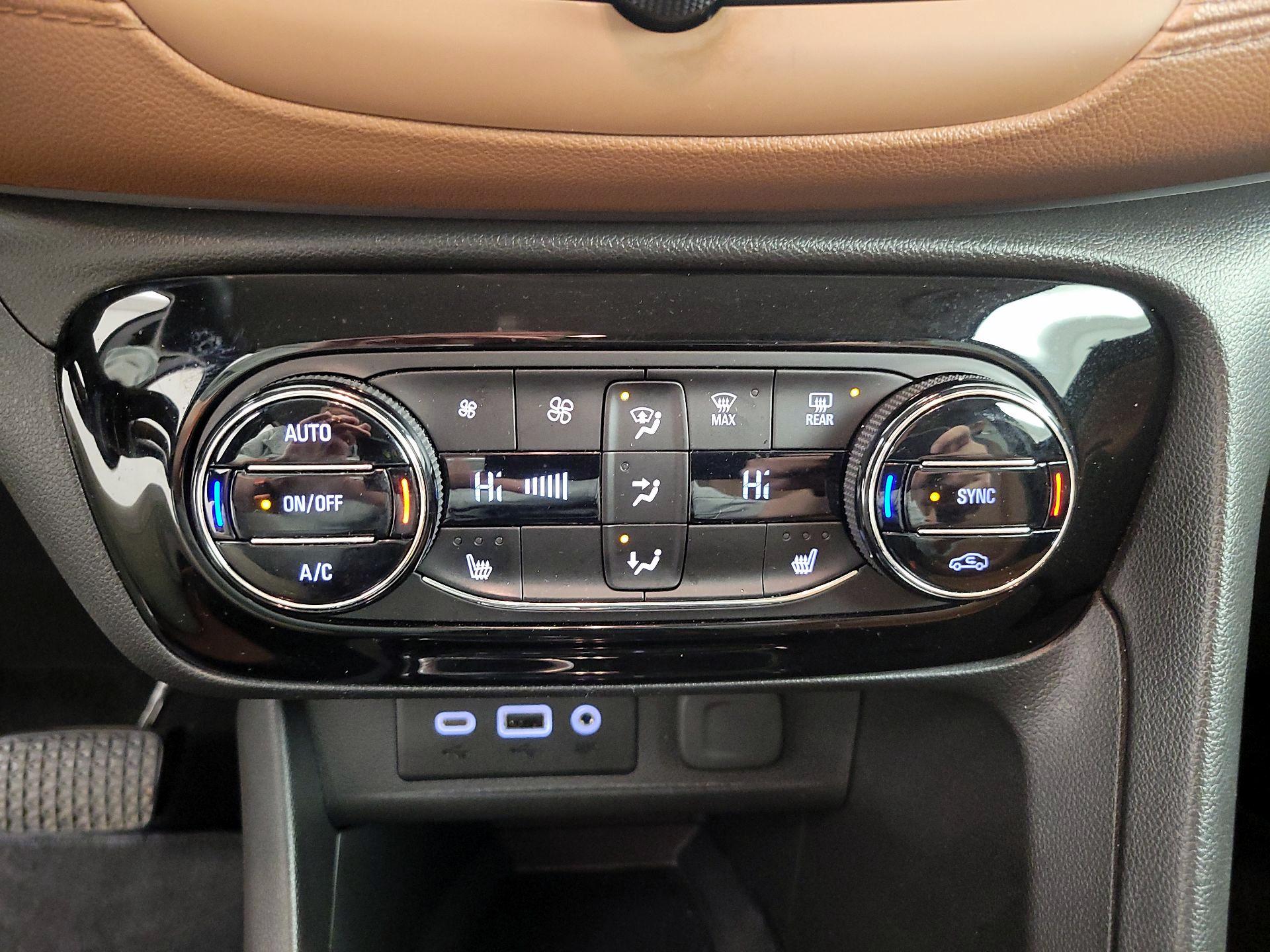 Thumbnail: 2021 Buick Encore GX - 16