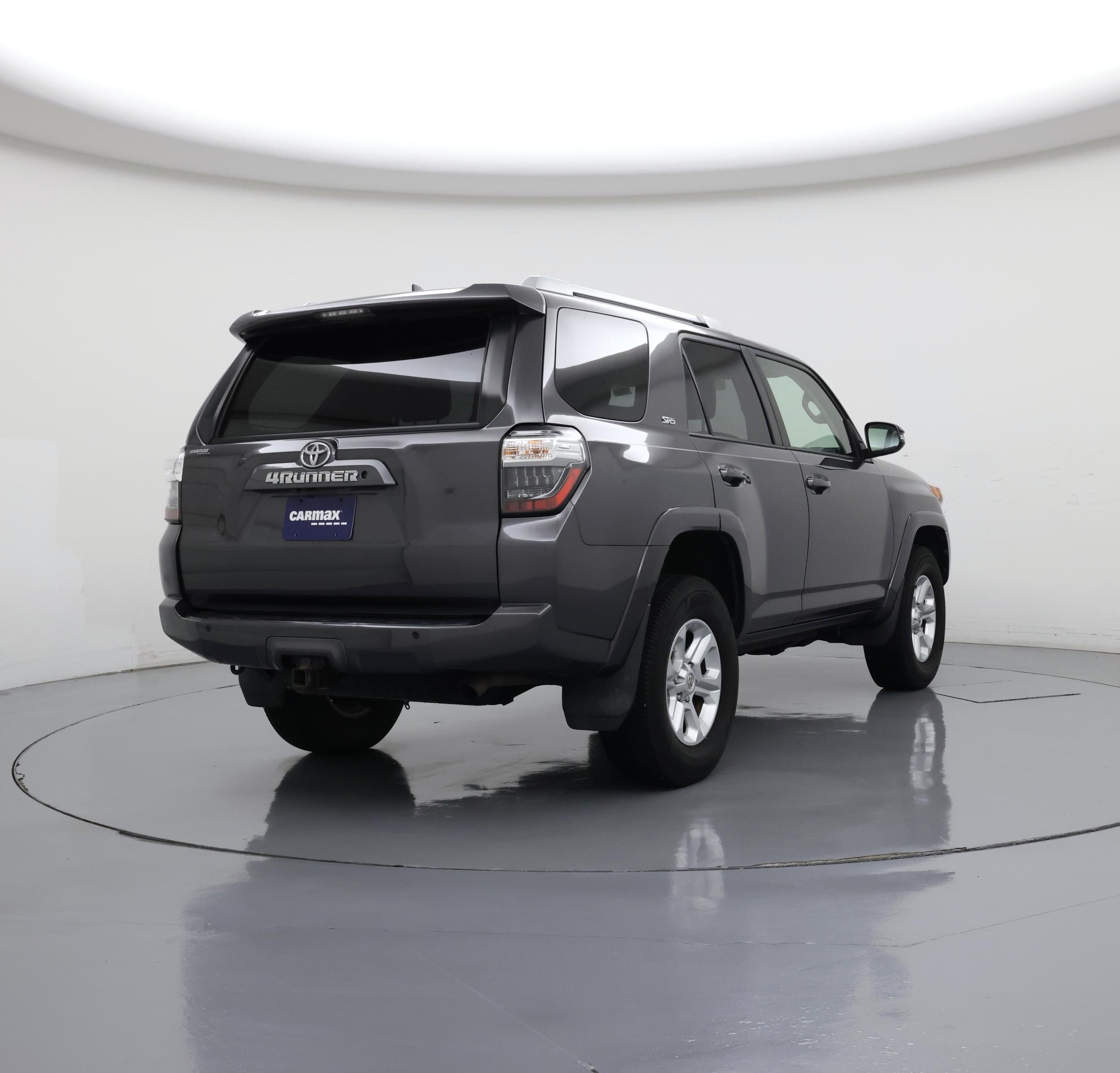Thumbnail: 2018 Toyota 4Runner - 8