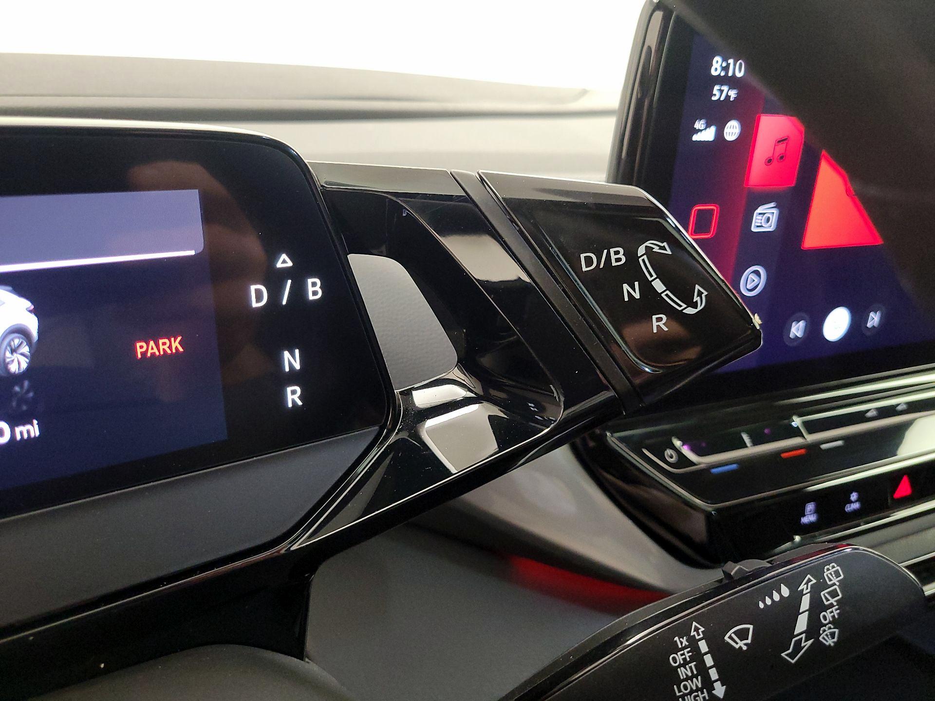 Thumbnail: 2023 Volkswagen ID.4 - 17