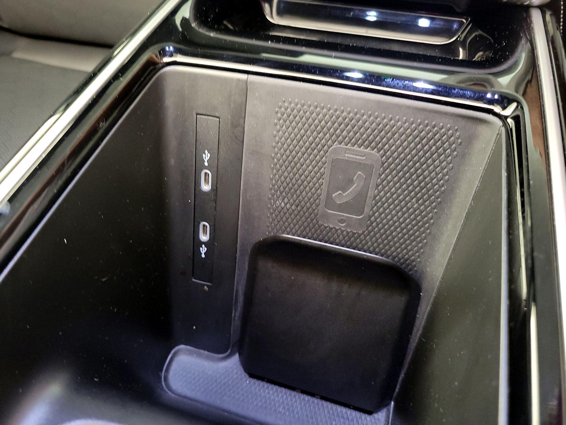 Thumbnail: 2023 Volkswagen ID.4 - 18