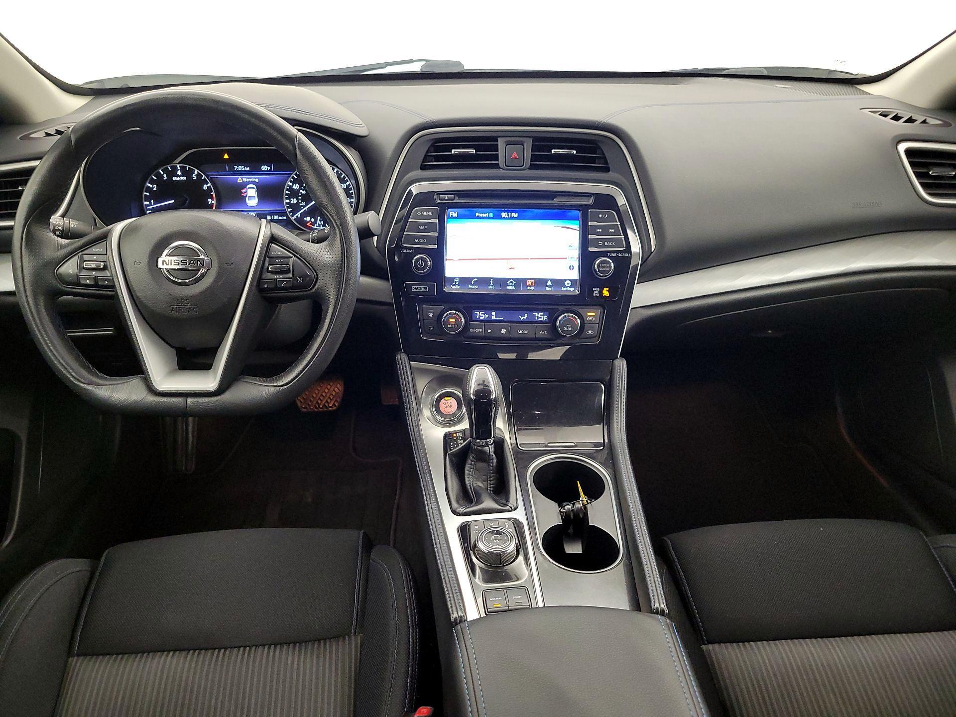 Thumbnail: 2016 Nissan Maxima - 9