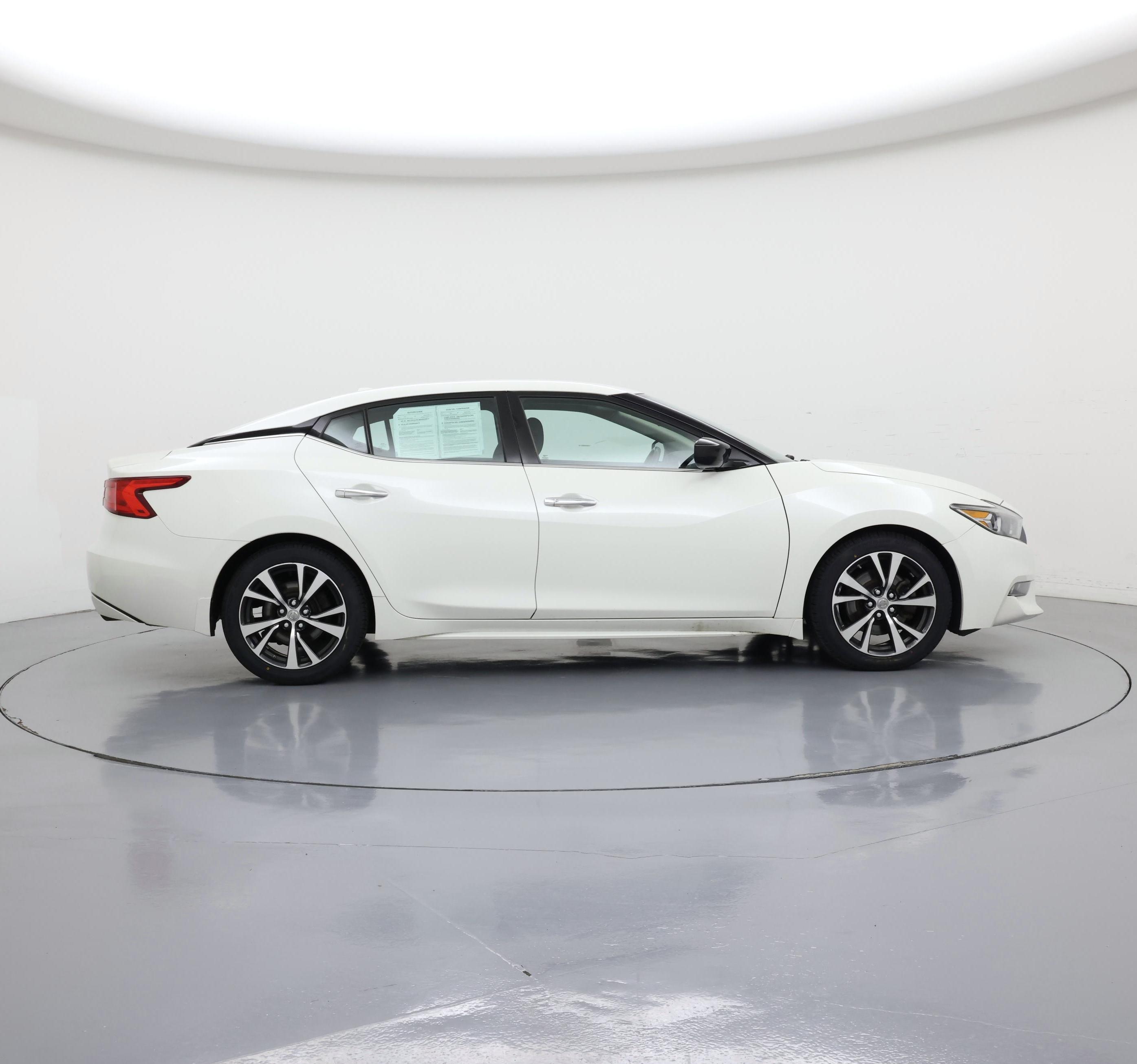 Thumbnail: 2016 Nissan Maxima - 7