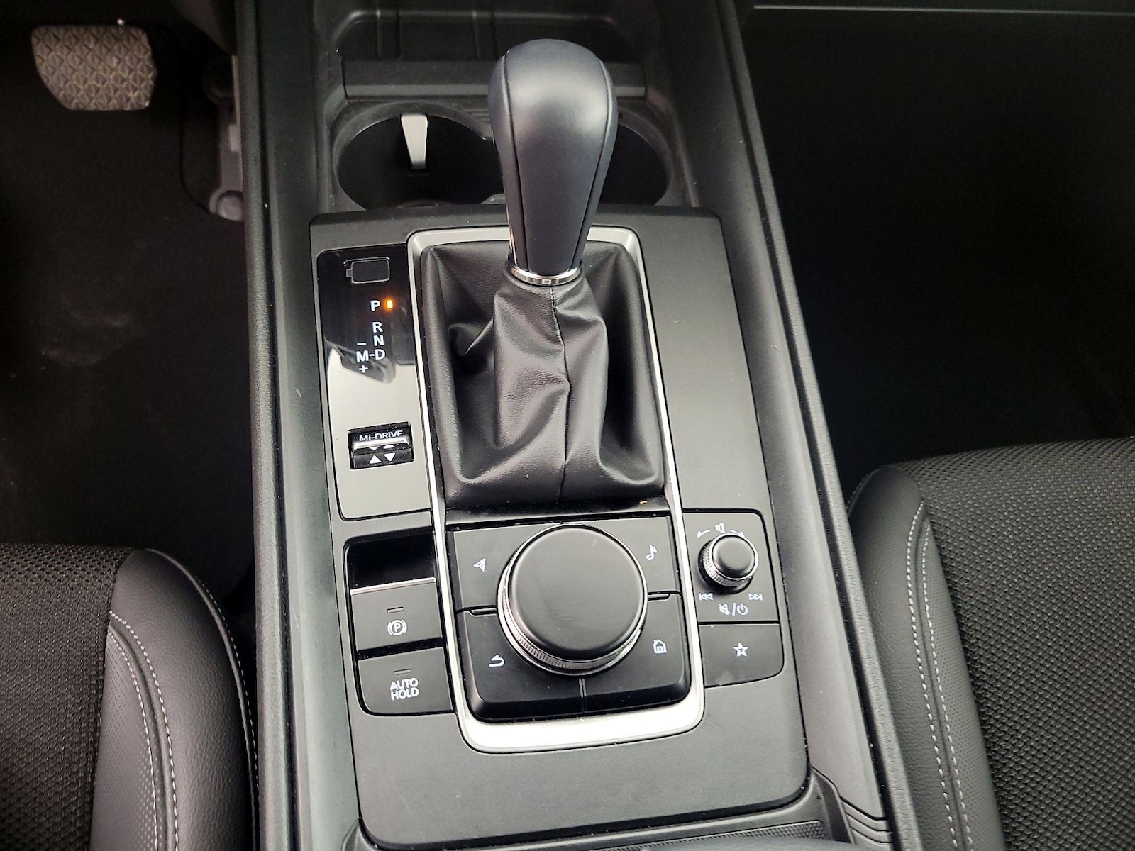 2025 Mazda CX-50 Preferred - Photo 18